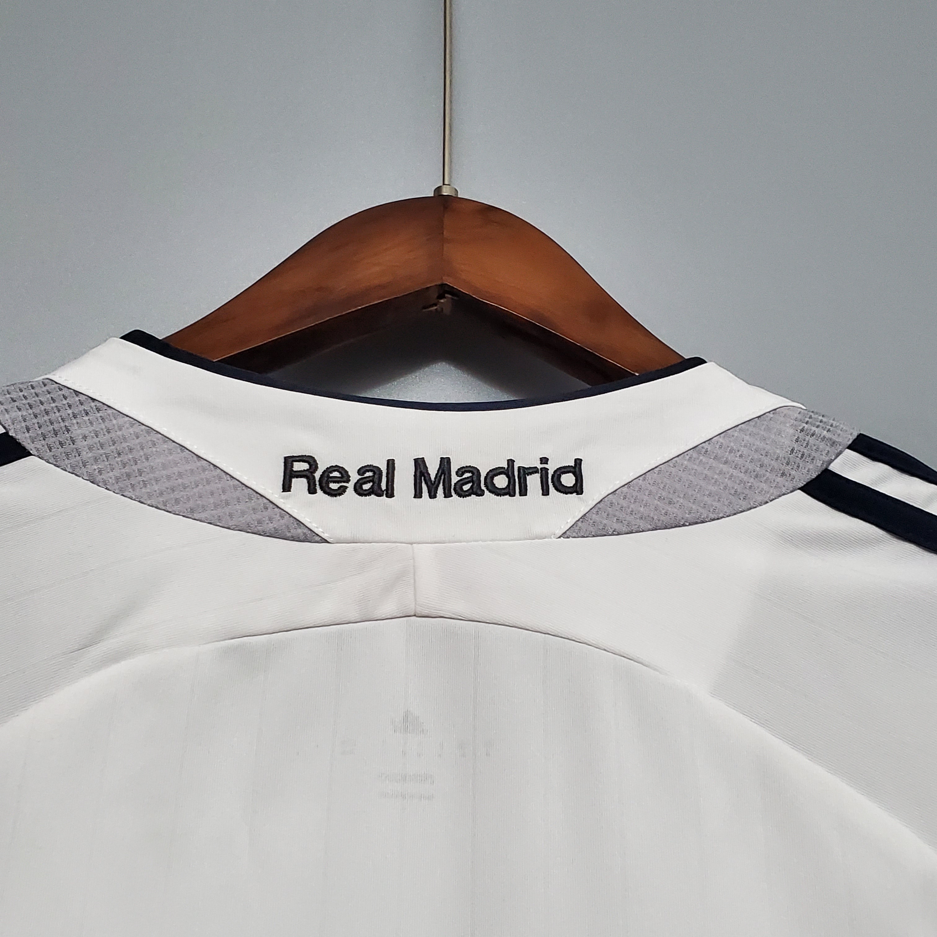 06-07 Real Madrid Home Long Sleeve Retro Jersey/06-07皇马主场长袖