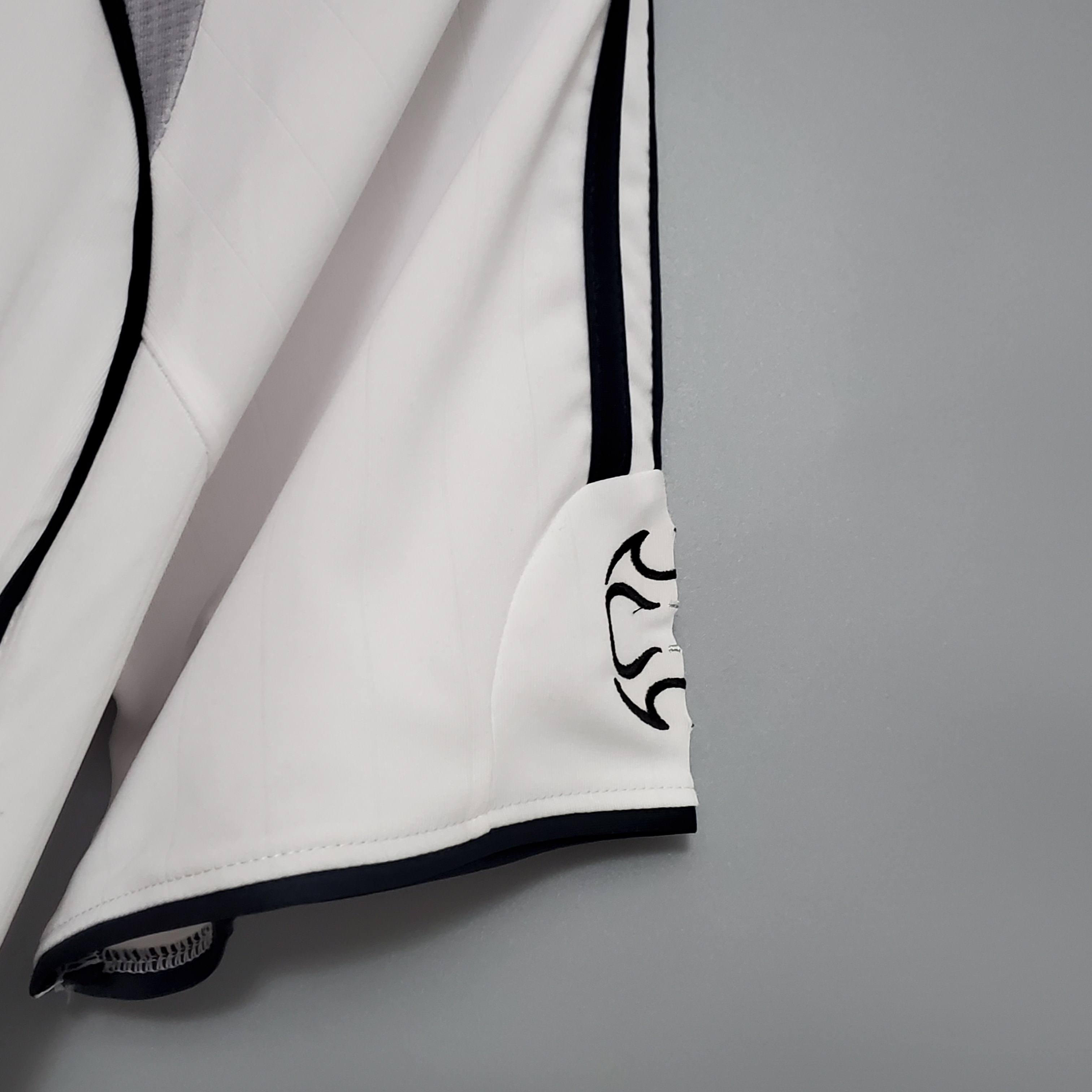 06-07 Real Madrid Home Retro Jersey/06-07皇马主场