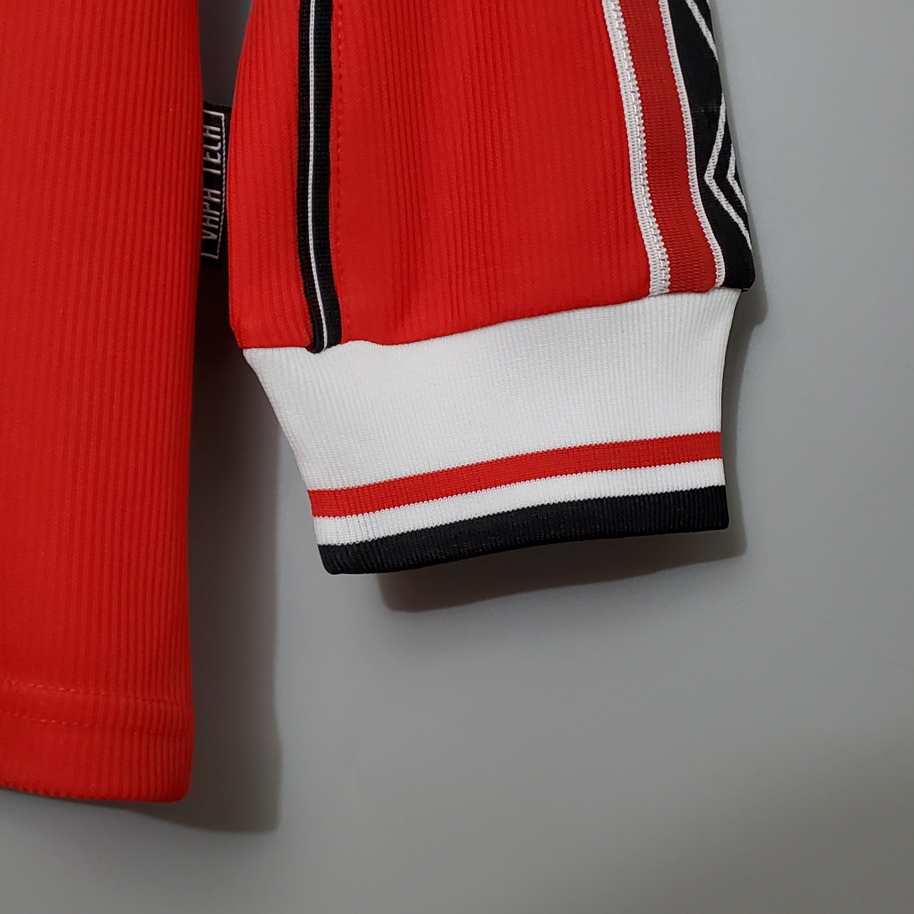 98-99 Manchester United Home Long Sleeve Retro Jersey/98-99 曼联主场长袖