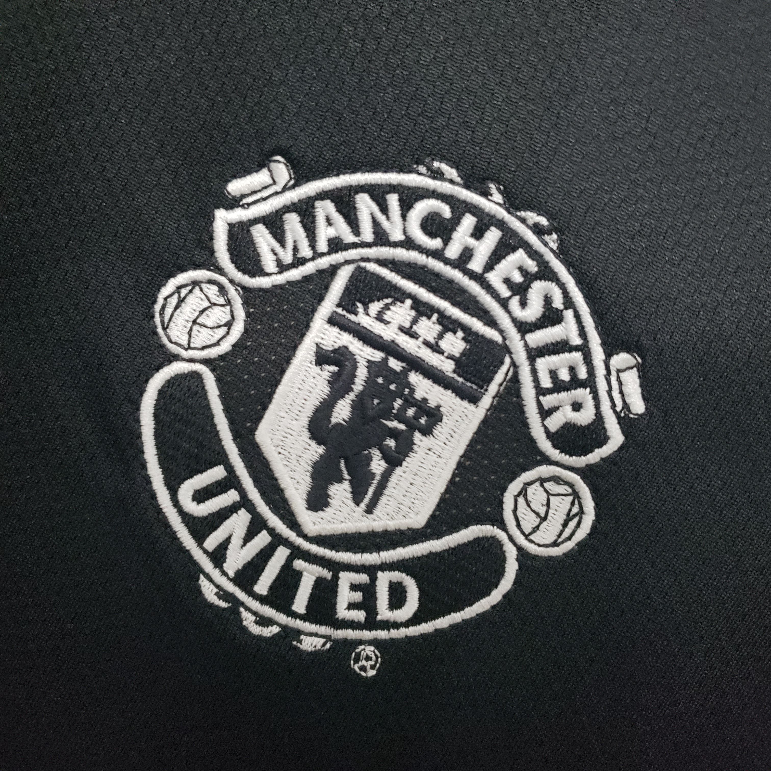 00-02 Manchester United Black Retro Jersey/00-02曼联黑色