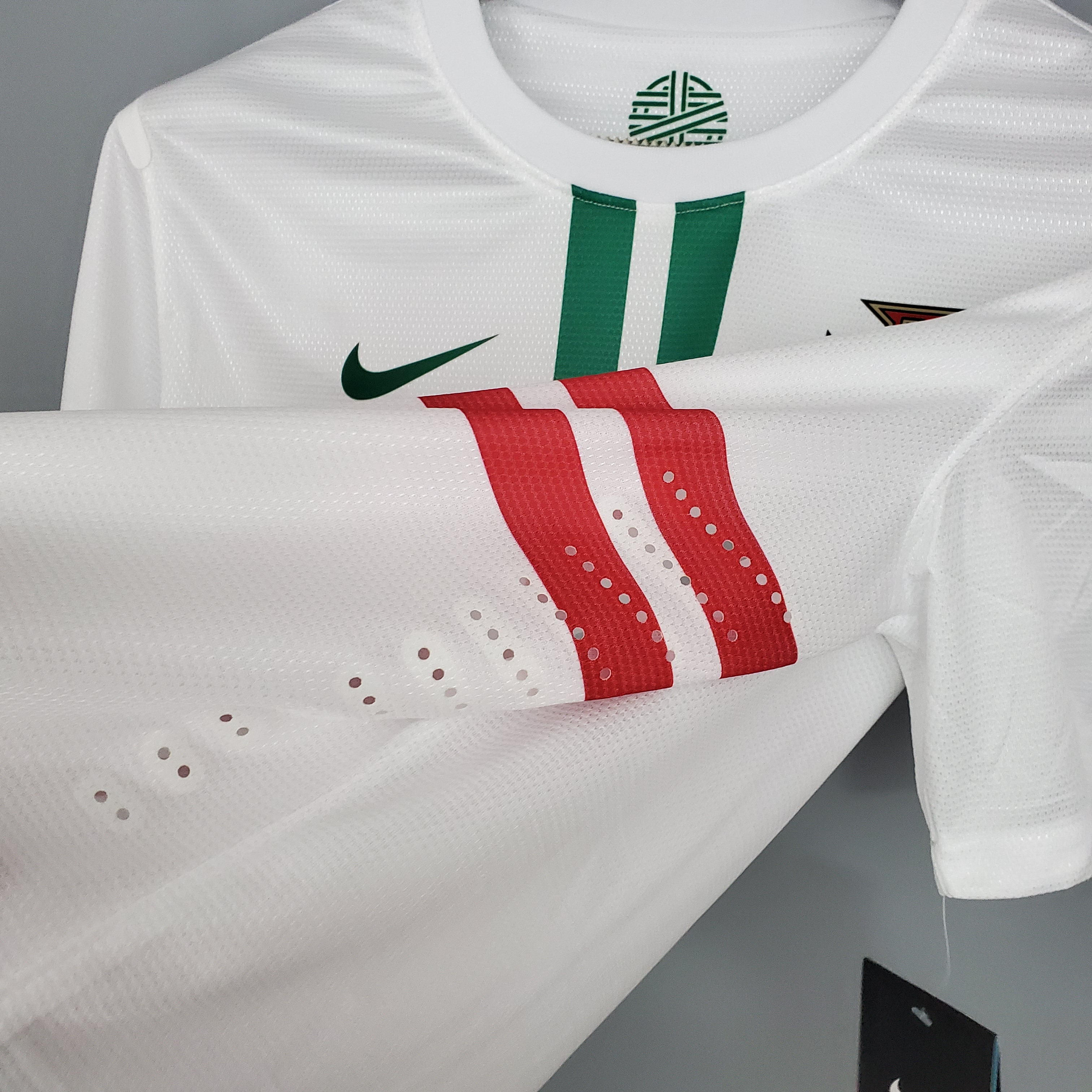 2012 Portugal White Retro Jersey/2012 葡萄牙白色