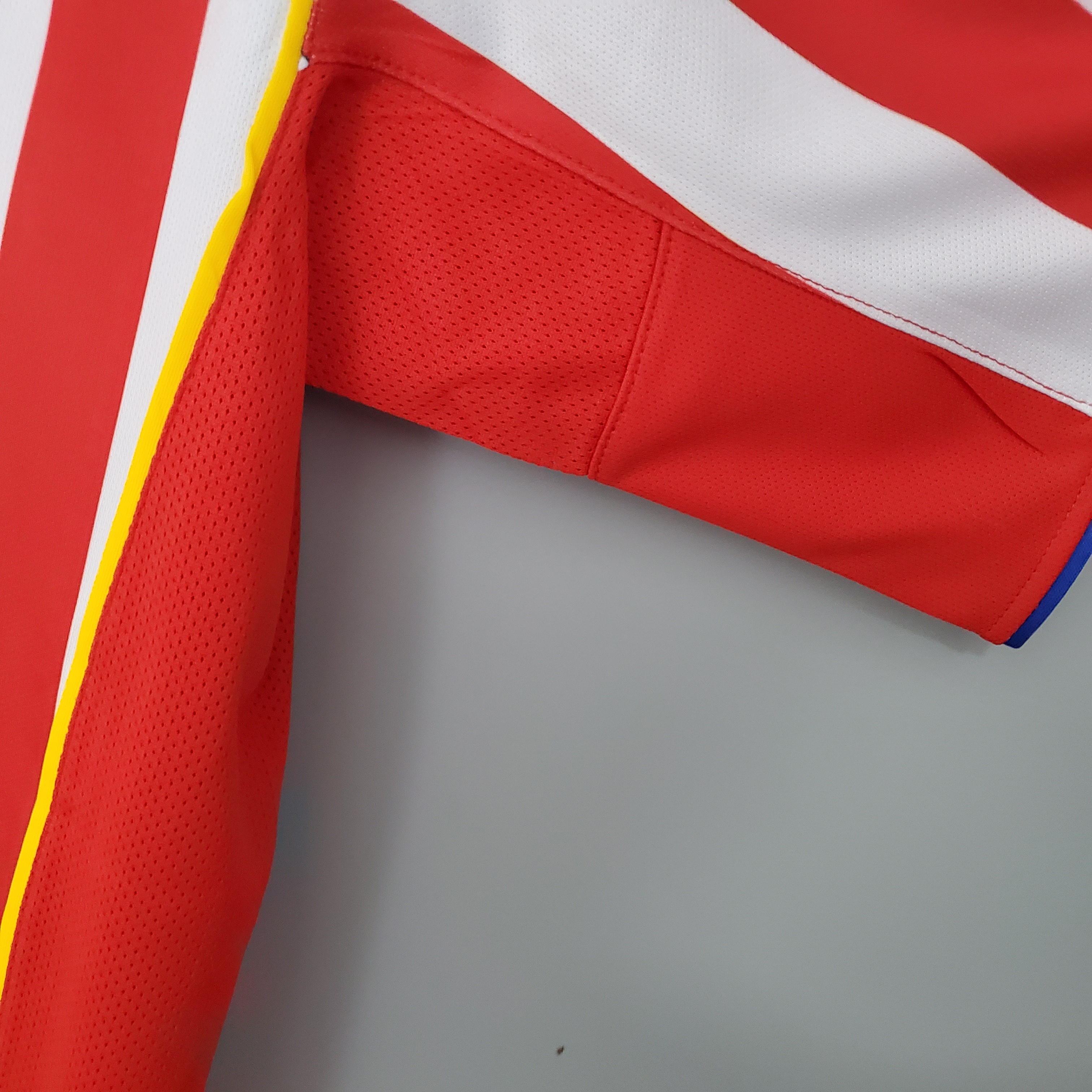 04-05 Atletico Madrid Home Retro Jersey/04-05 马竞主场