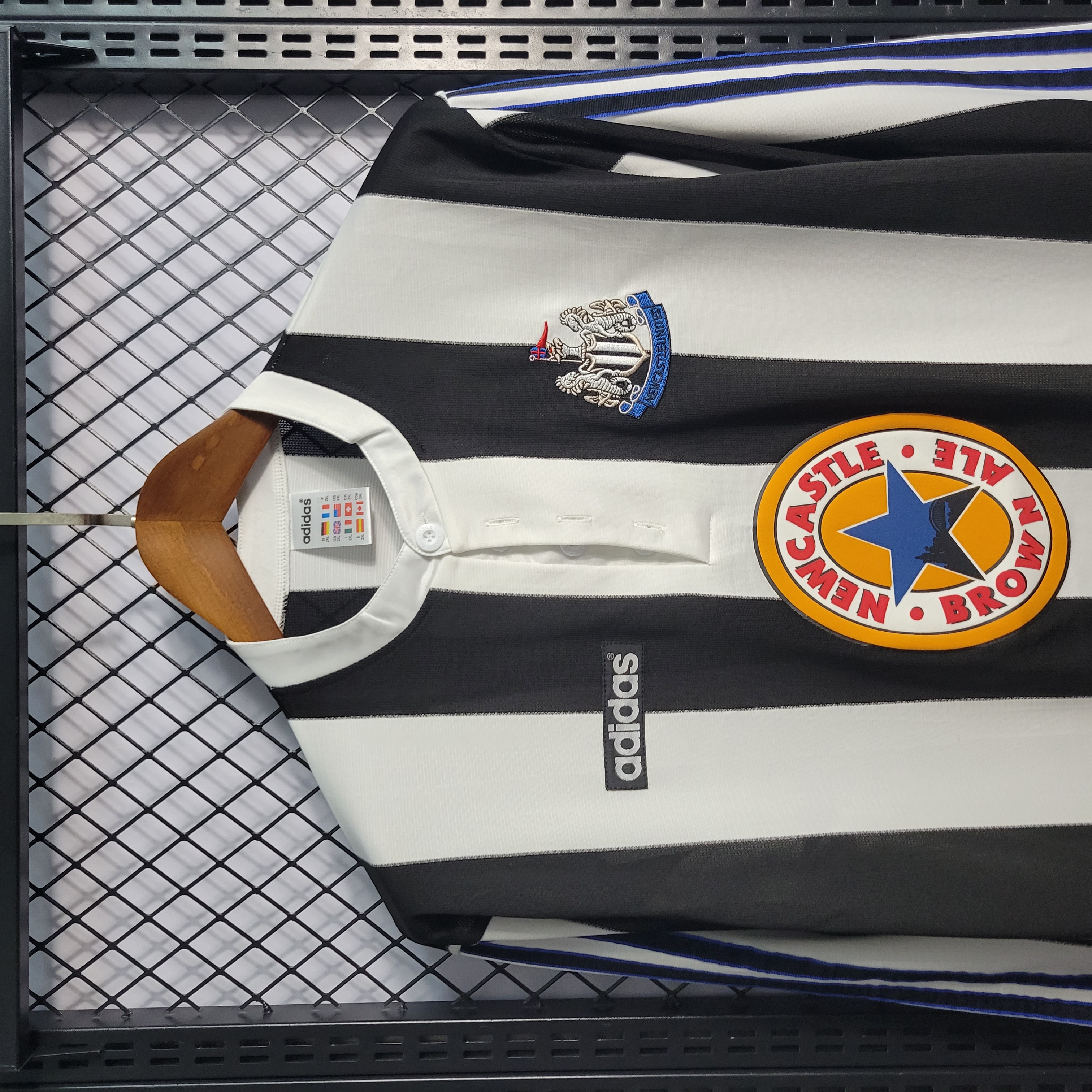 95-97 Newcastle United Home Long Sleeve Retro Jersey/95-97 纽卡斯尔联主场长袖