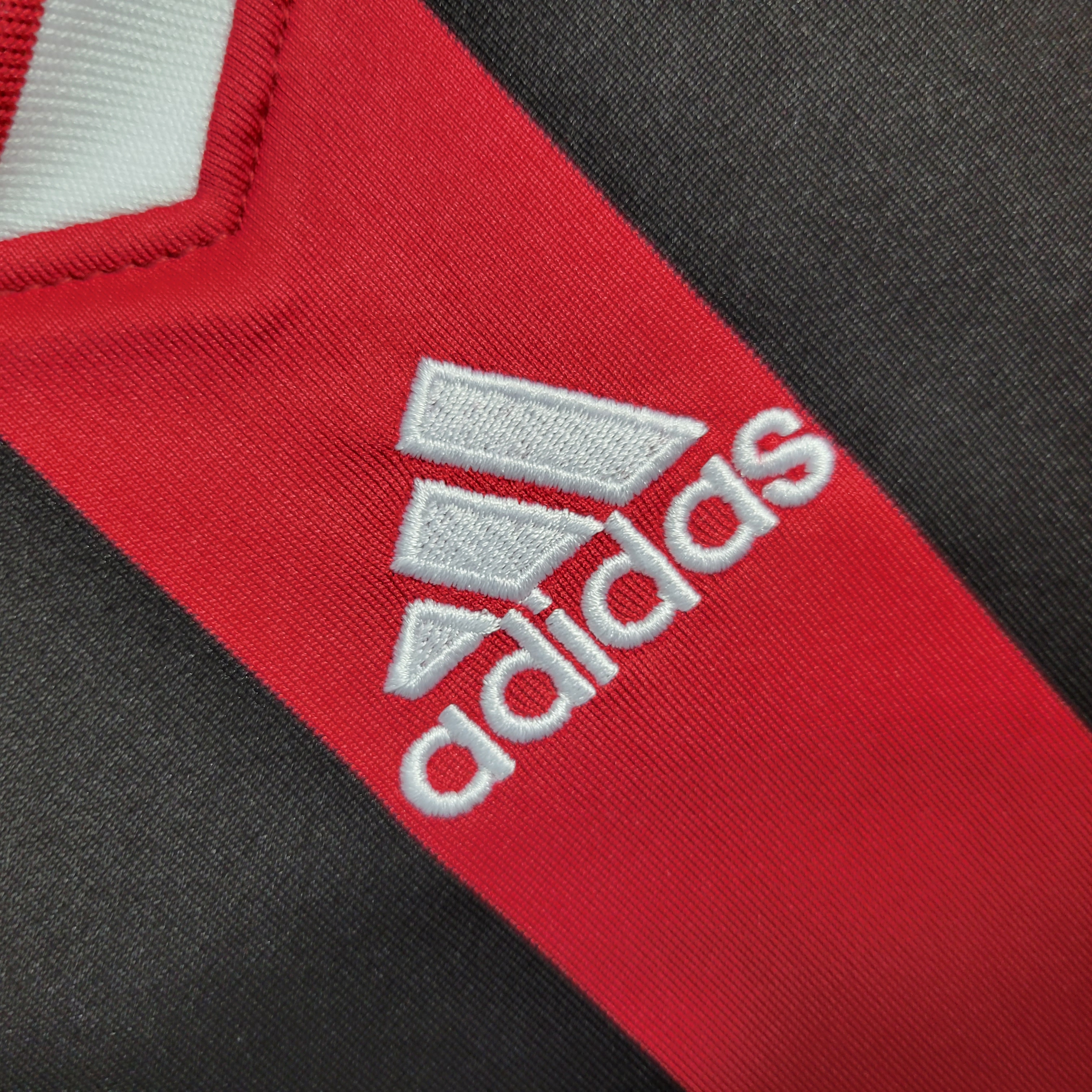 09-10 AC Milan Home Retro Long Sleeve Jersey/09-10 AC米兰主场长袖