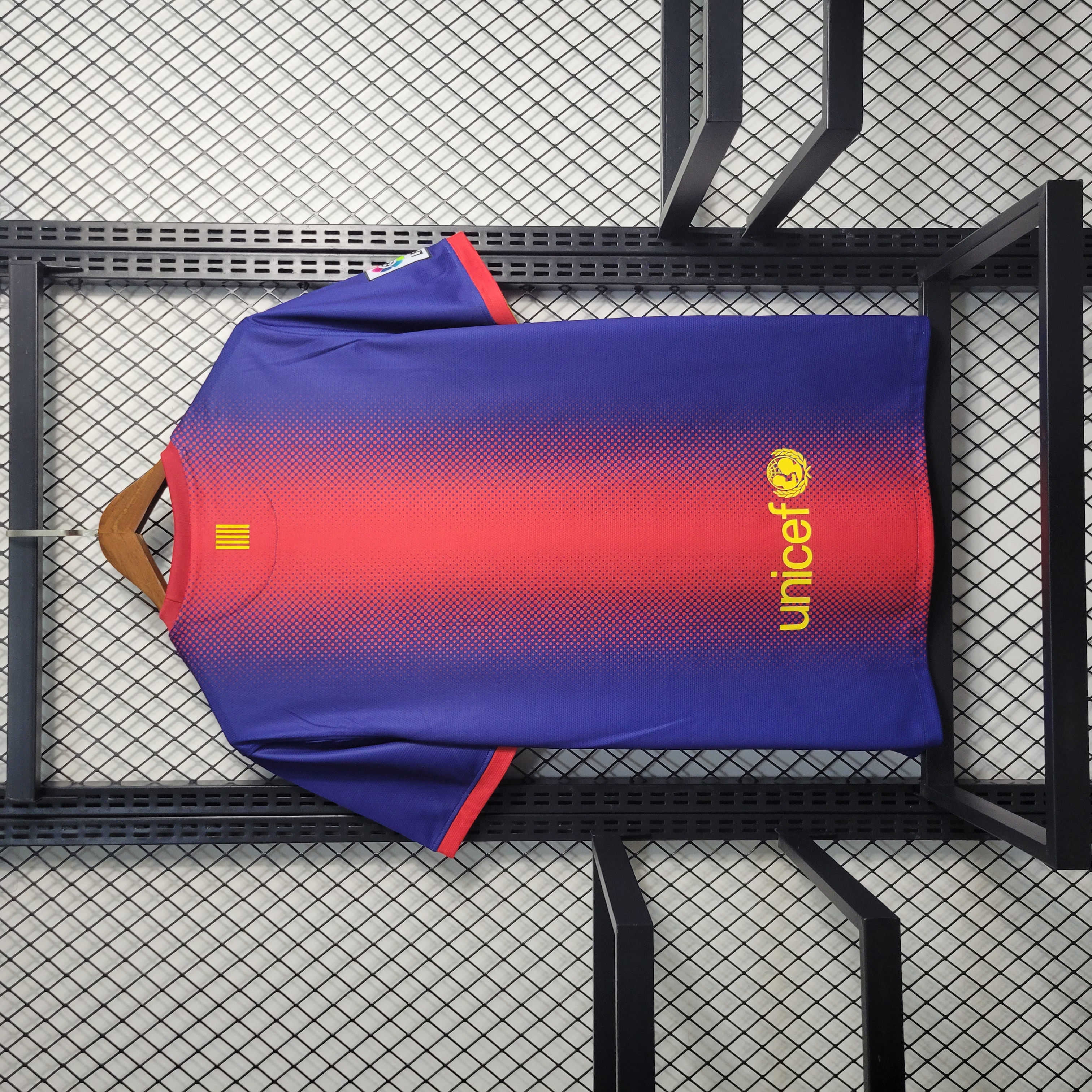 12-13 Barcelona Home Retro Jersey/12-13 巴萨主场
