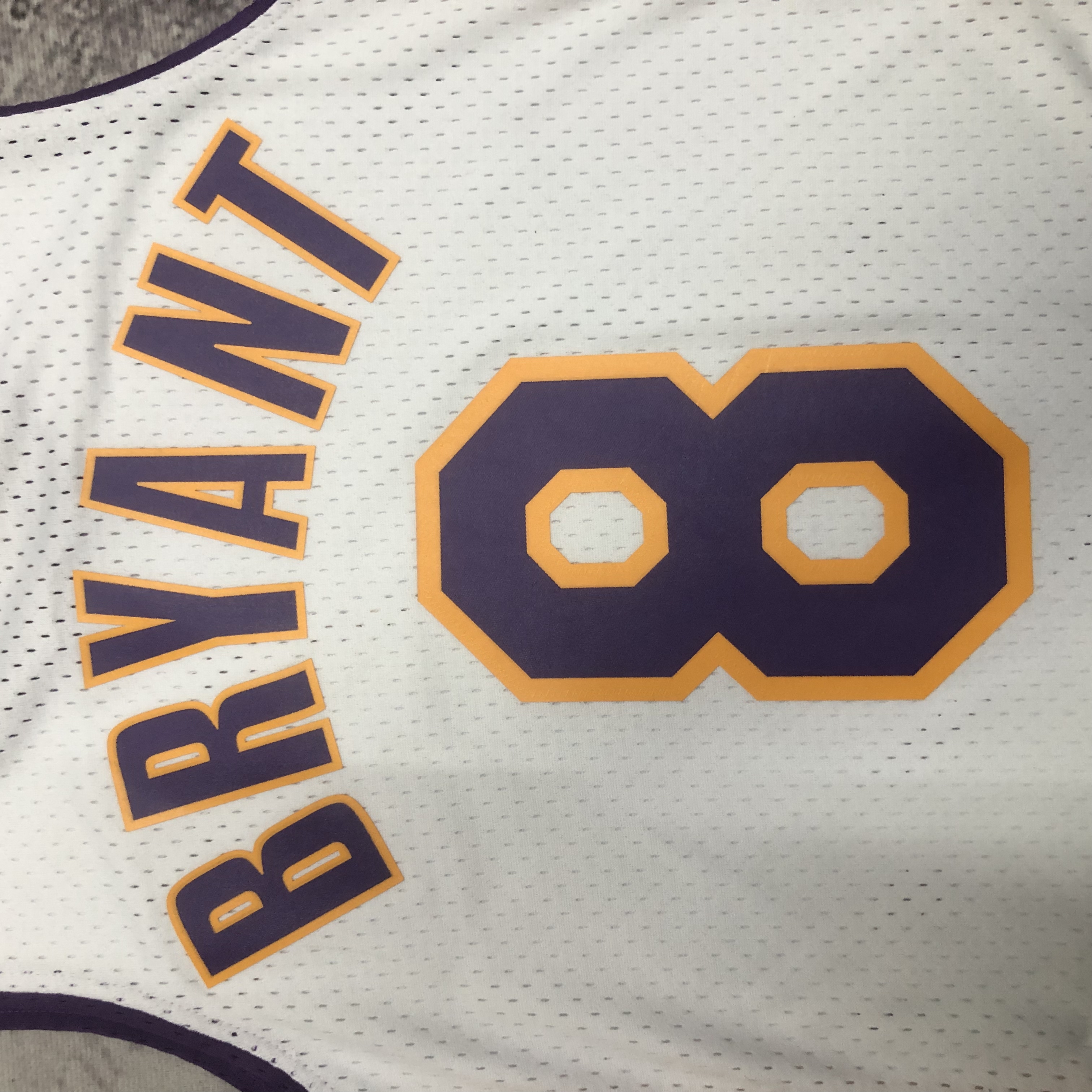 M&N 03-04 Lakers SW White 8# Bryant