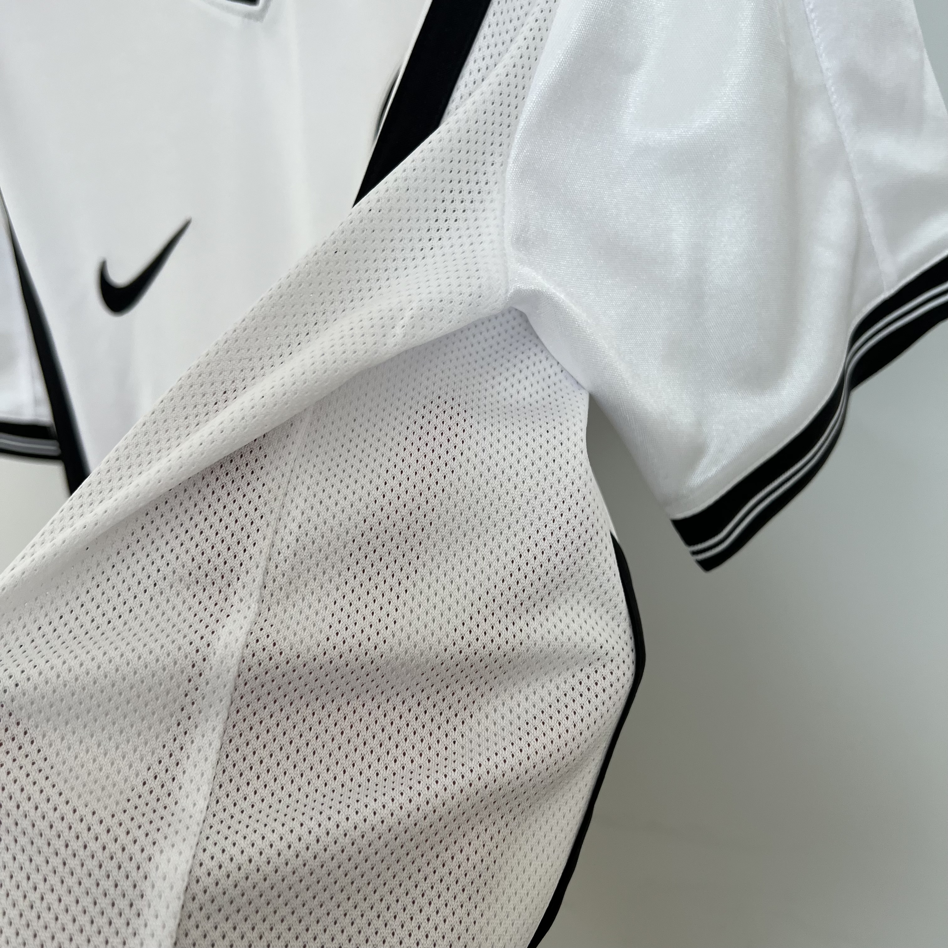 00-01 Valencia Home Retro Jersey/00-01 瓦伦西亚主场