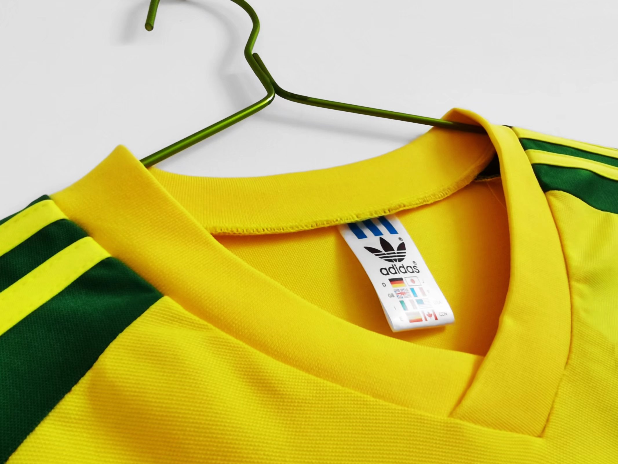 1982 Wales Away Retro Jersey/1982 威尔士客场