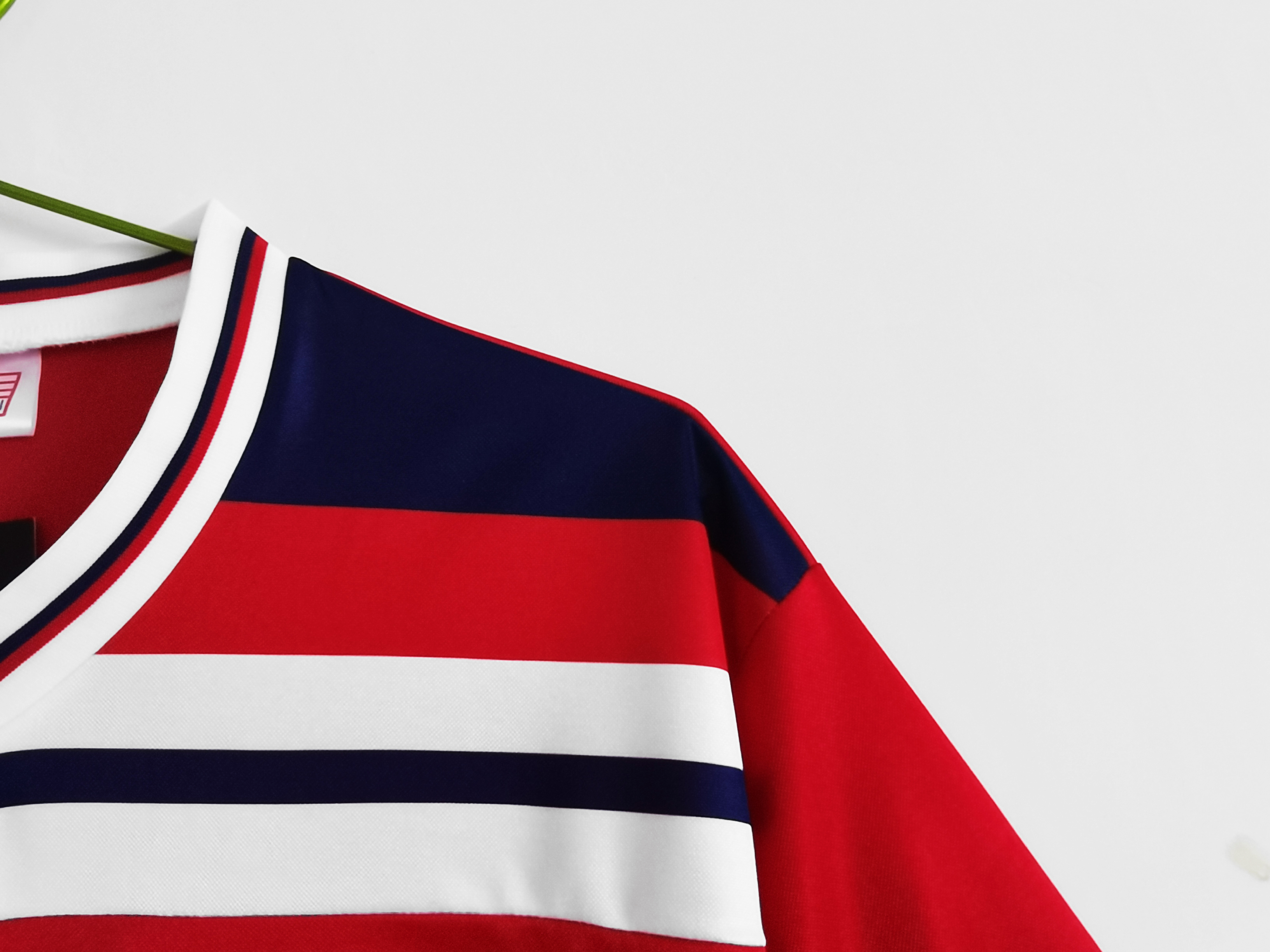 1982 England Away Retro Jersey/1982 英格兰客场