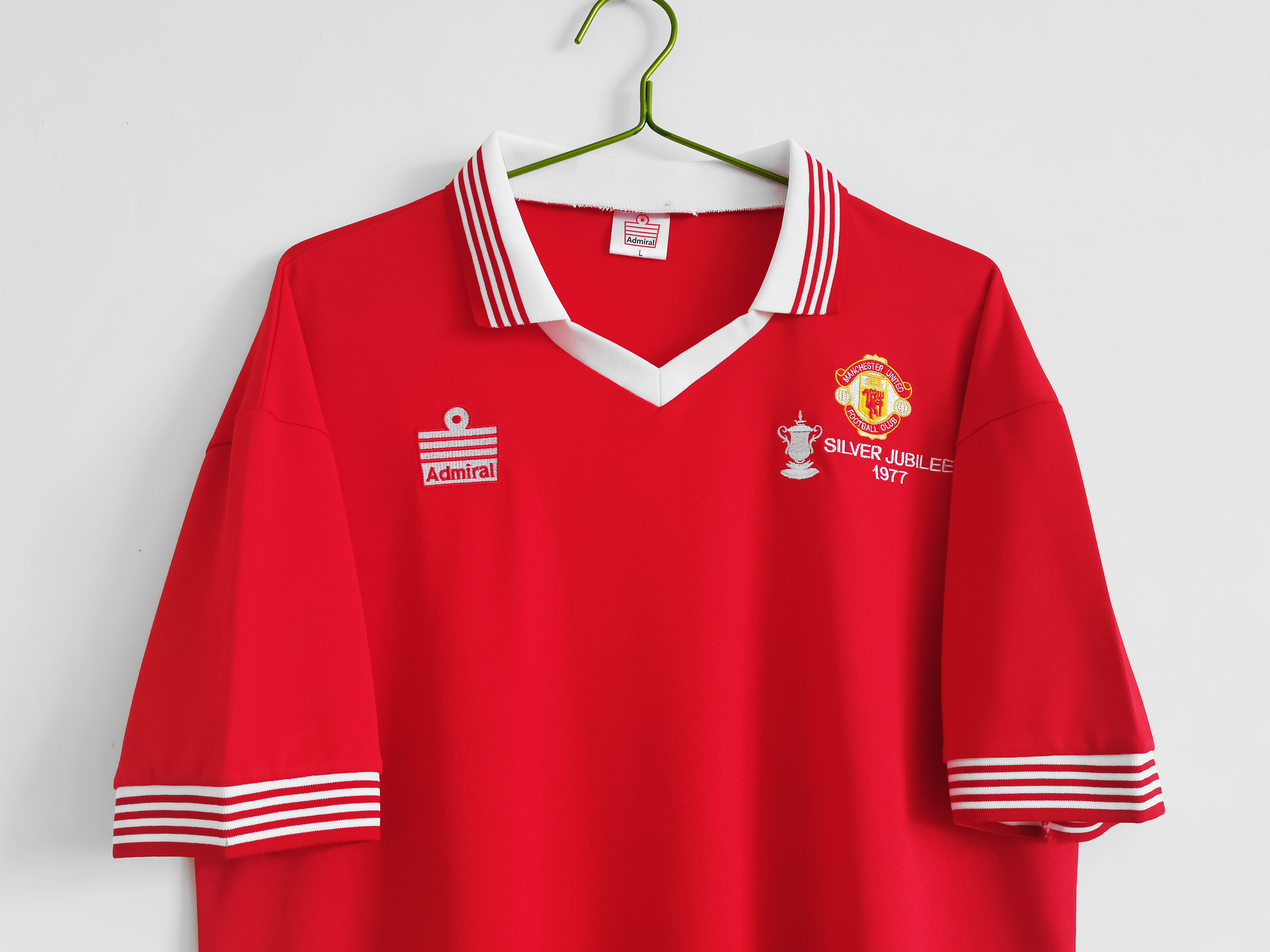 1977 Manchester United Home Retro Jersey/1977 曼联主场