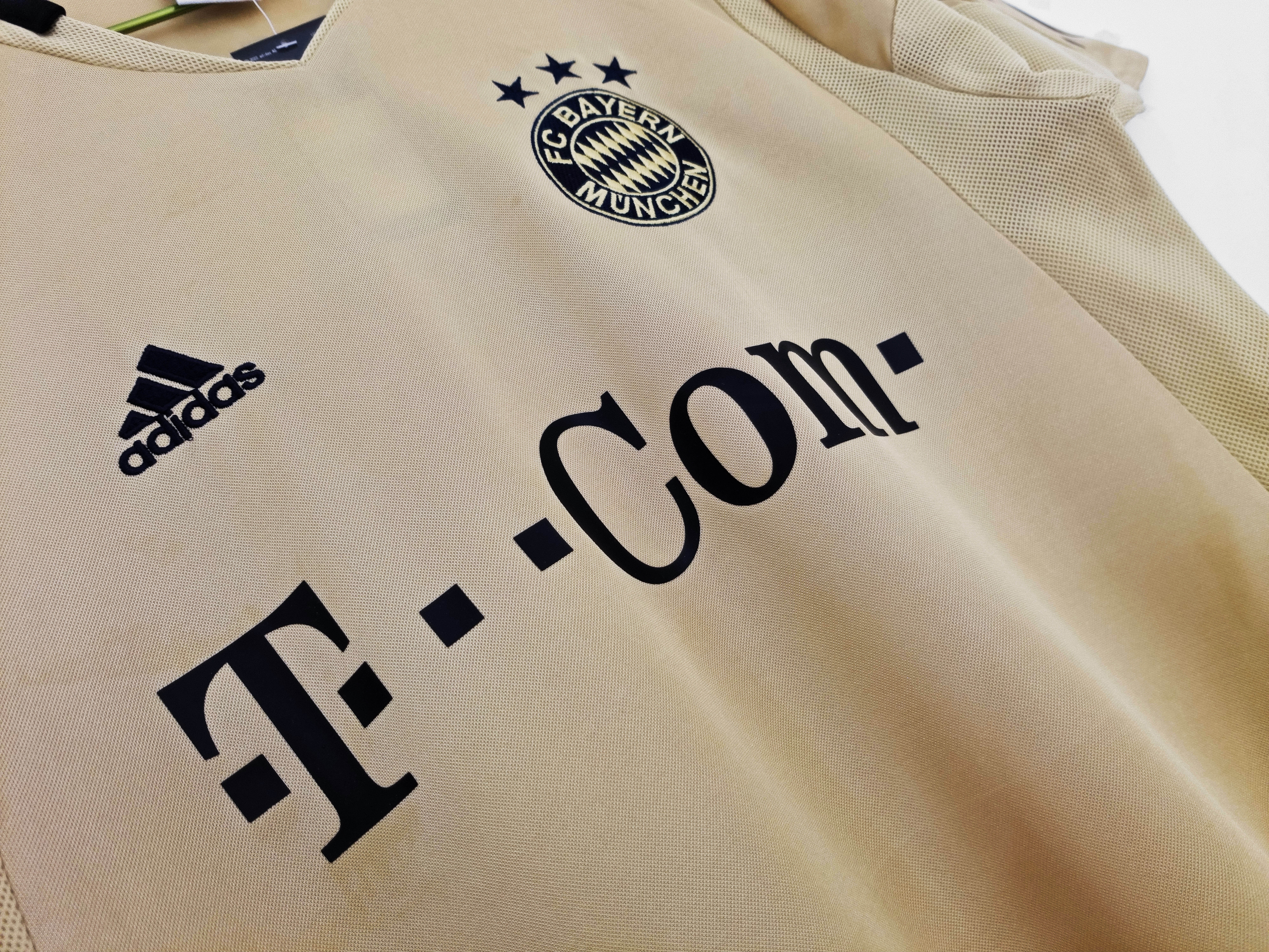 2004-05 Bayern Munich Away Retro Jersey/04-05拜仁客场