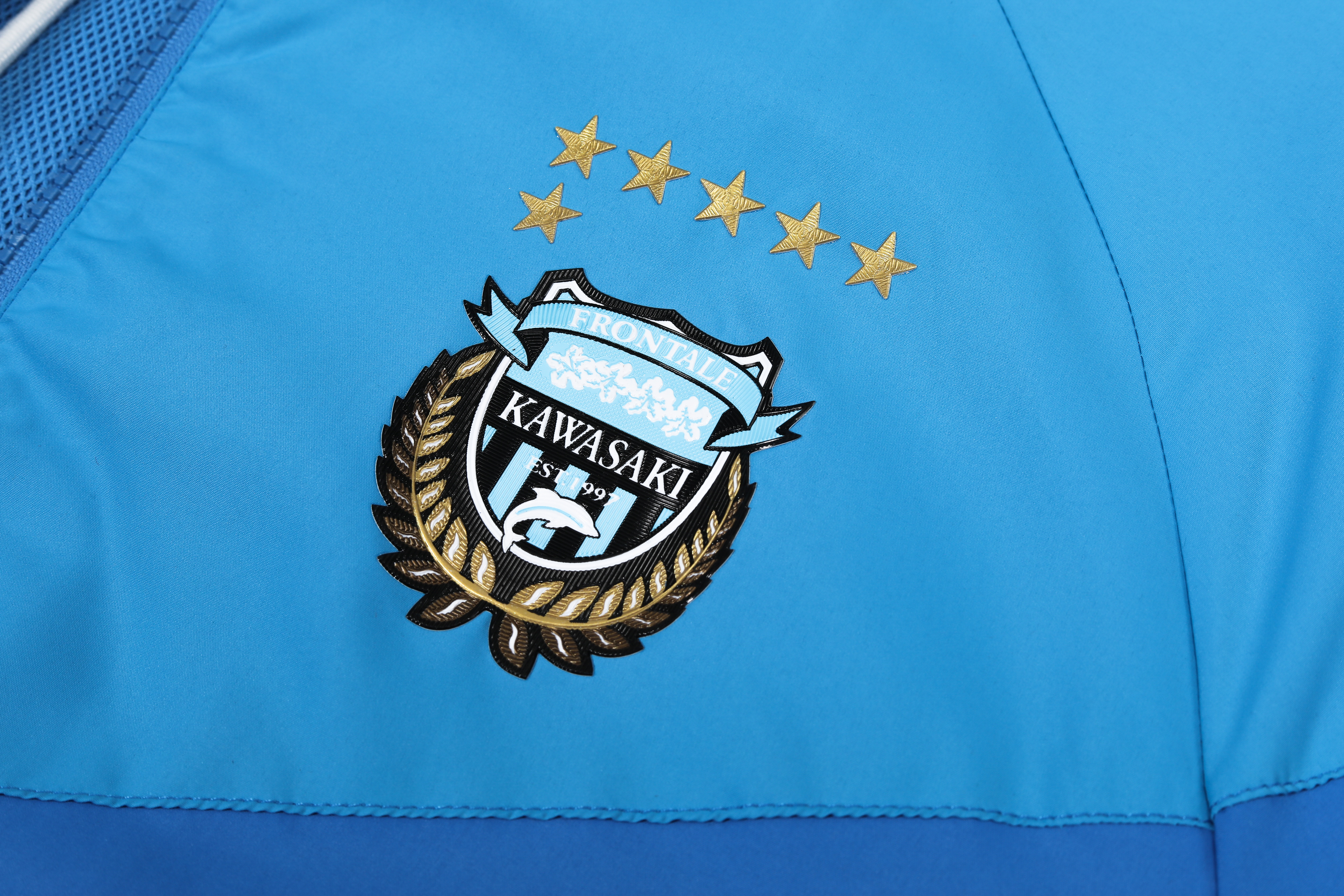 2023 Kawasaki Frontale Player Hooded Windbreaker S-XXL/2023川崎前锋球员版防风衣