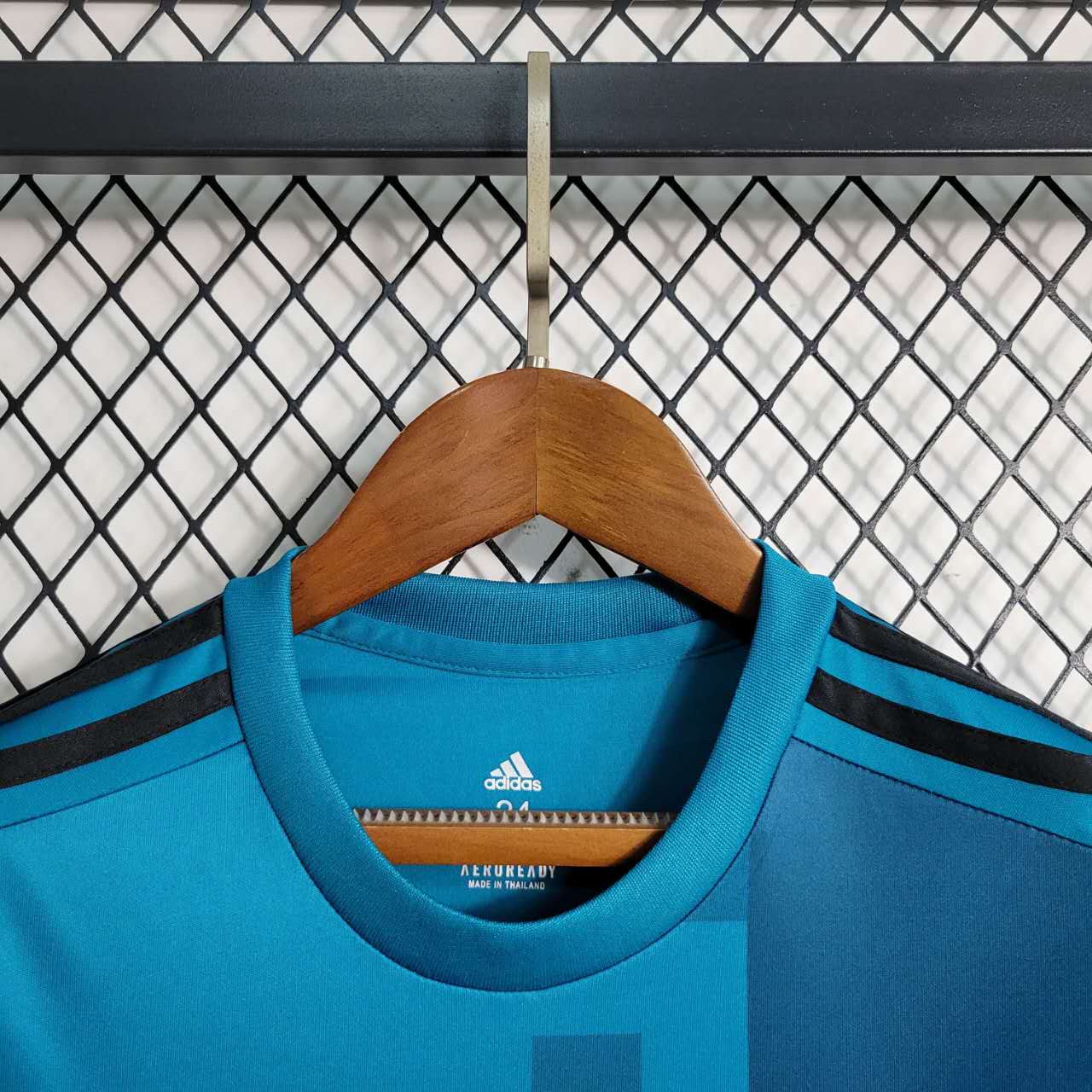 Retro17-18 Real Madrid Third Kids Kit/17-18皇马第二客场童装