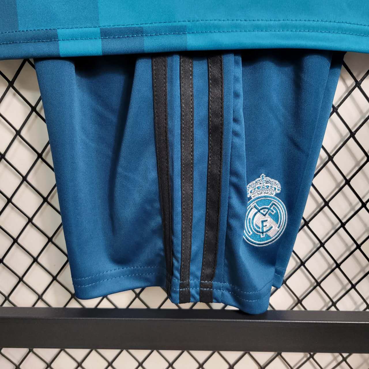 Retro17-18 Real Madrid Third Kids Kit/17-18皇马第二客场童装
