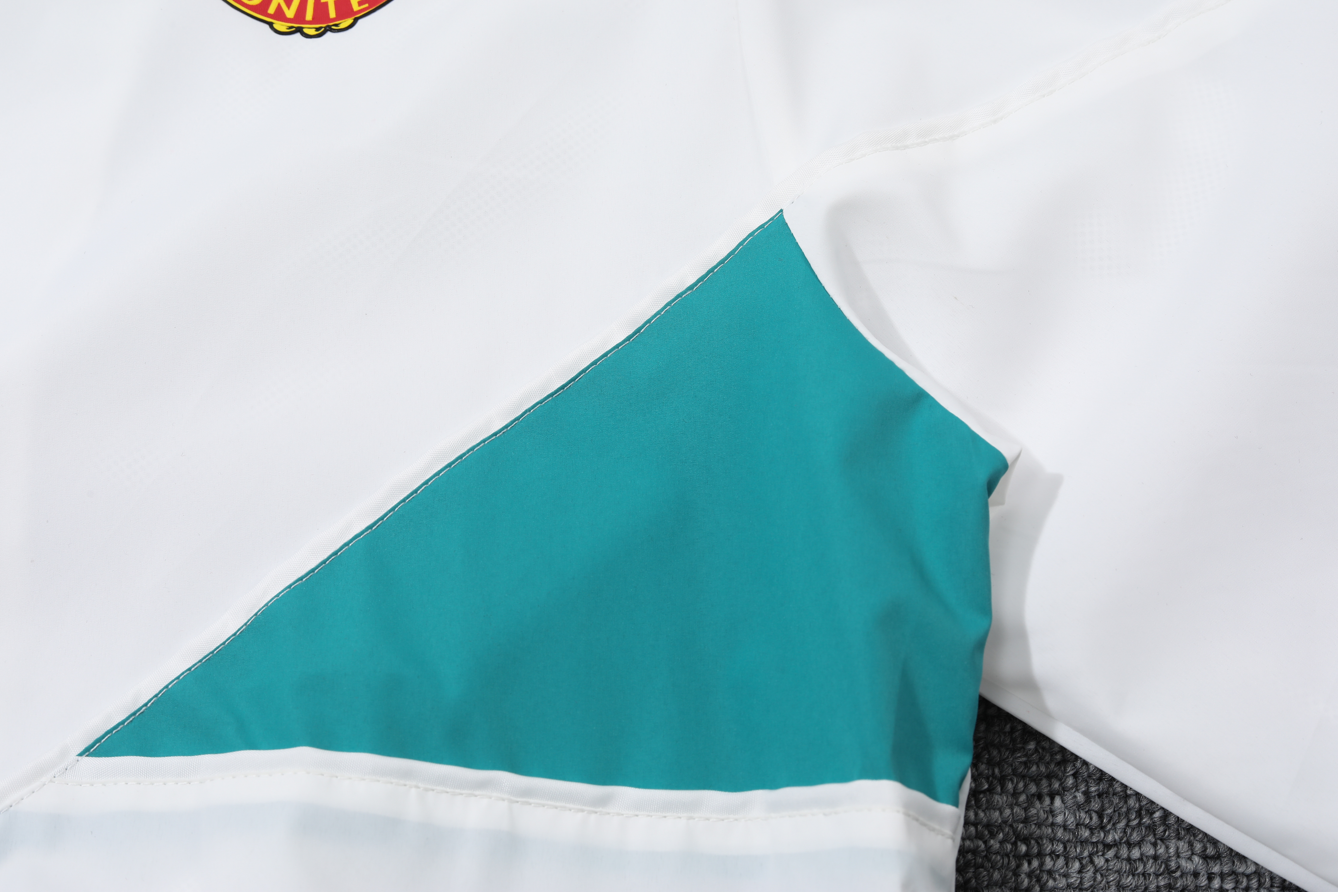 2023 Manchester United Player Hooded Windbreaker S-XXL/2023曼联球员版风衣