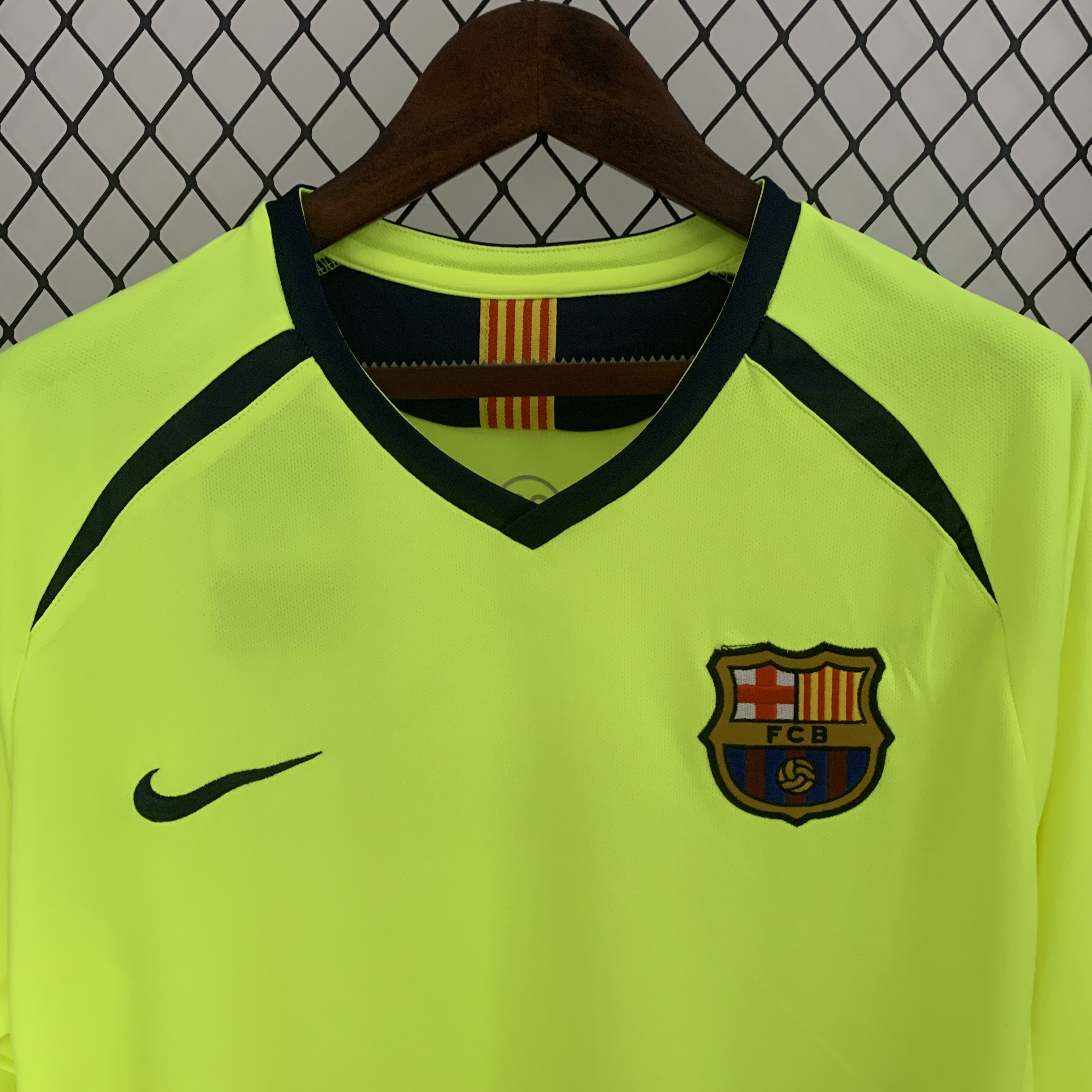2005-06 Barcelona Away Long Sleeve Retro Jersey/05-06巴萨客场长袖