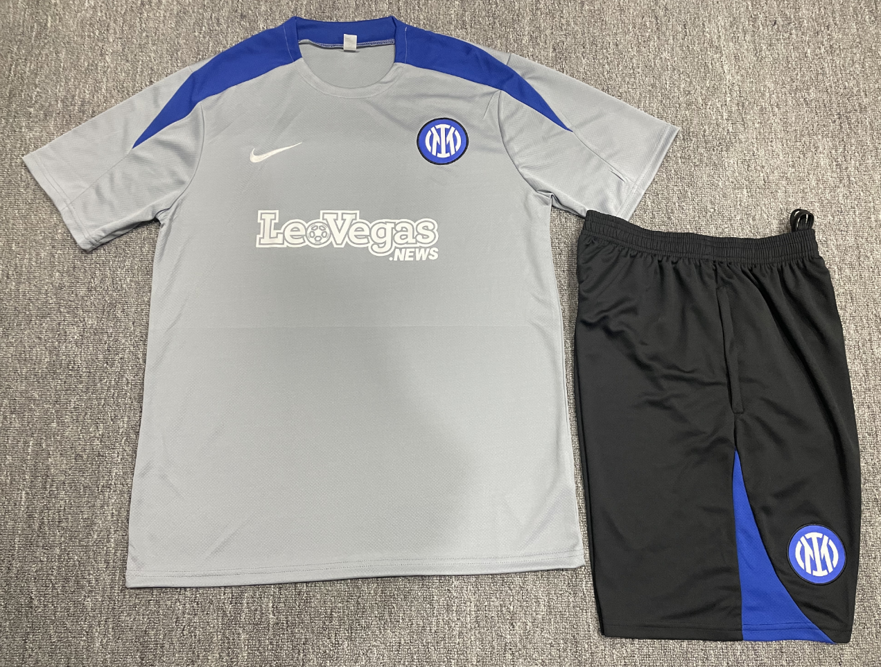 24-25 Inter Milan Short Sleeve Training Suit/24-25短袖训练服国米灰色