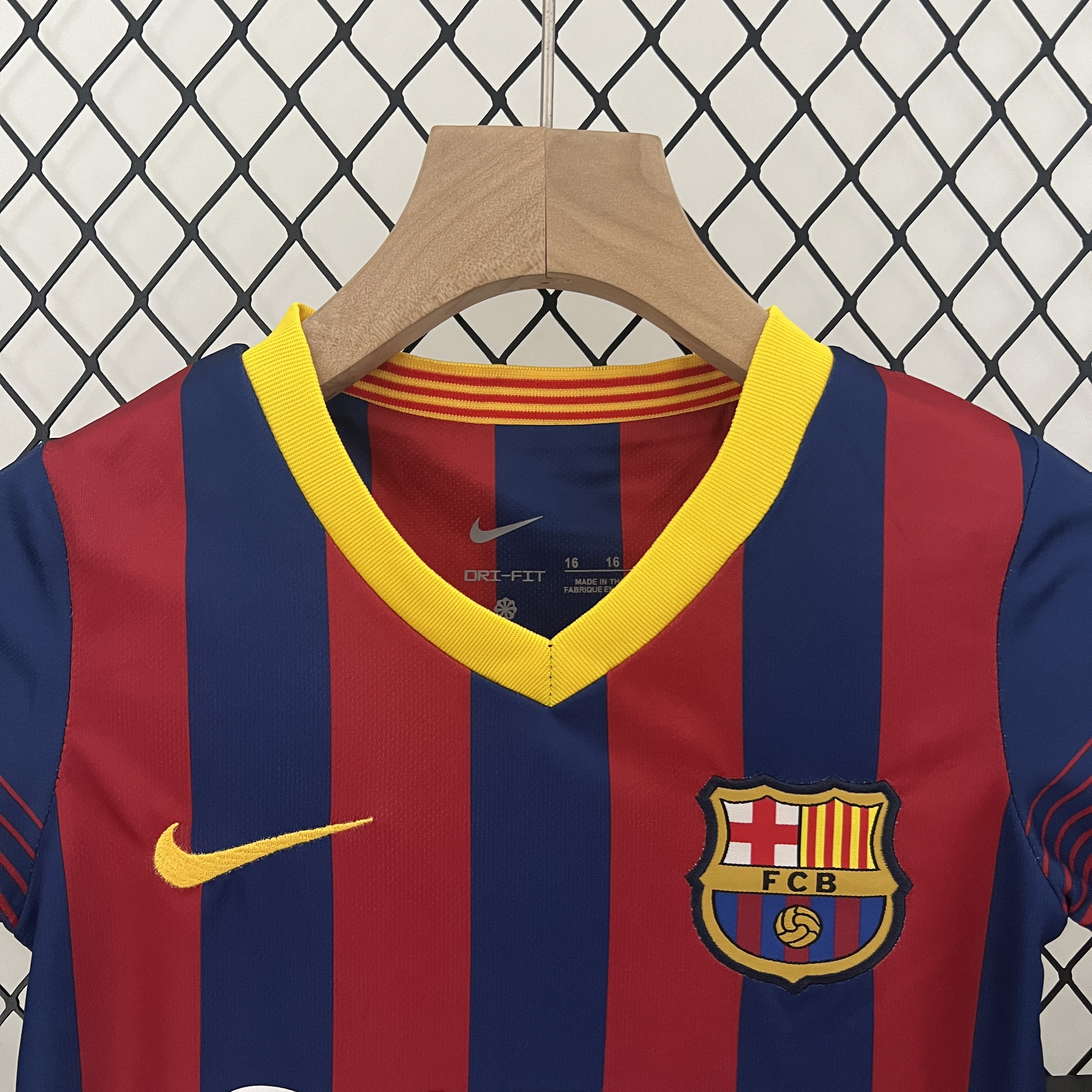 Retro 13-14 Barcelona Home Kids Kit/13-14巴萨主场童装
