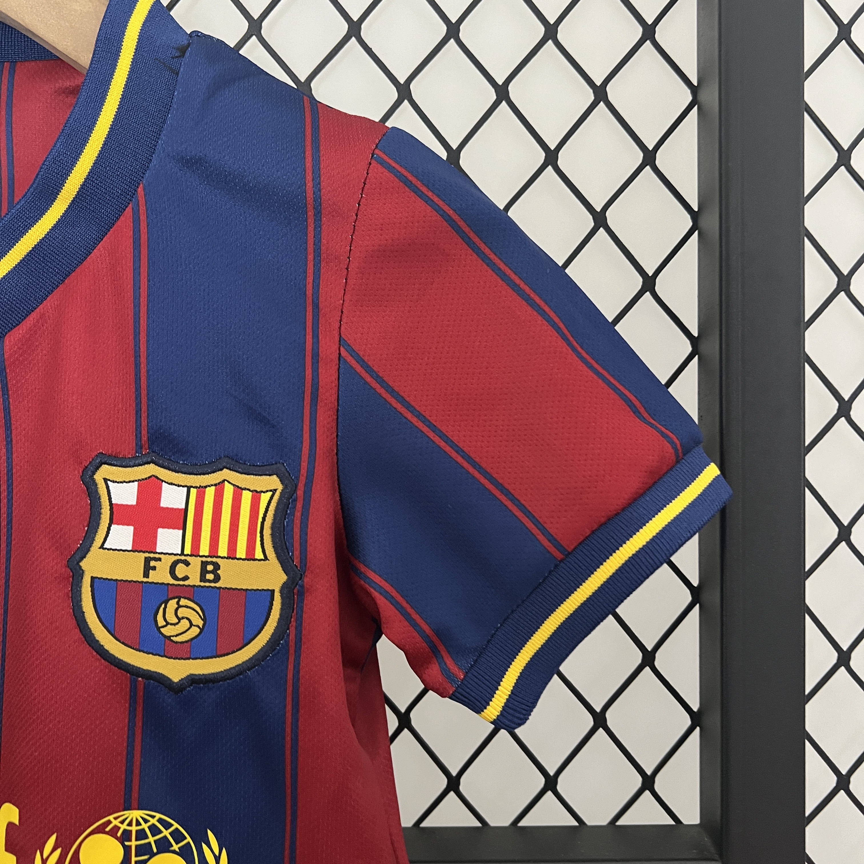 Retro 09-10 Barcelona Home Kids Kit/09-10巴萨主场童装