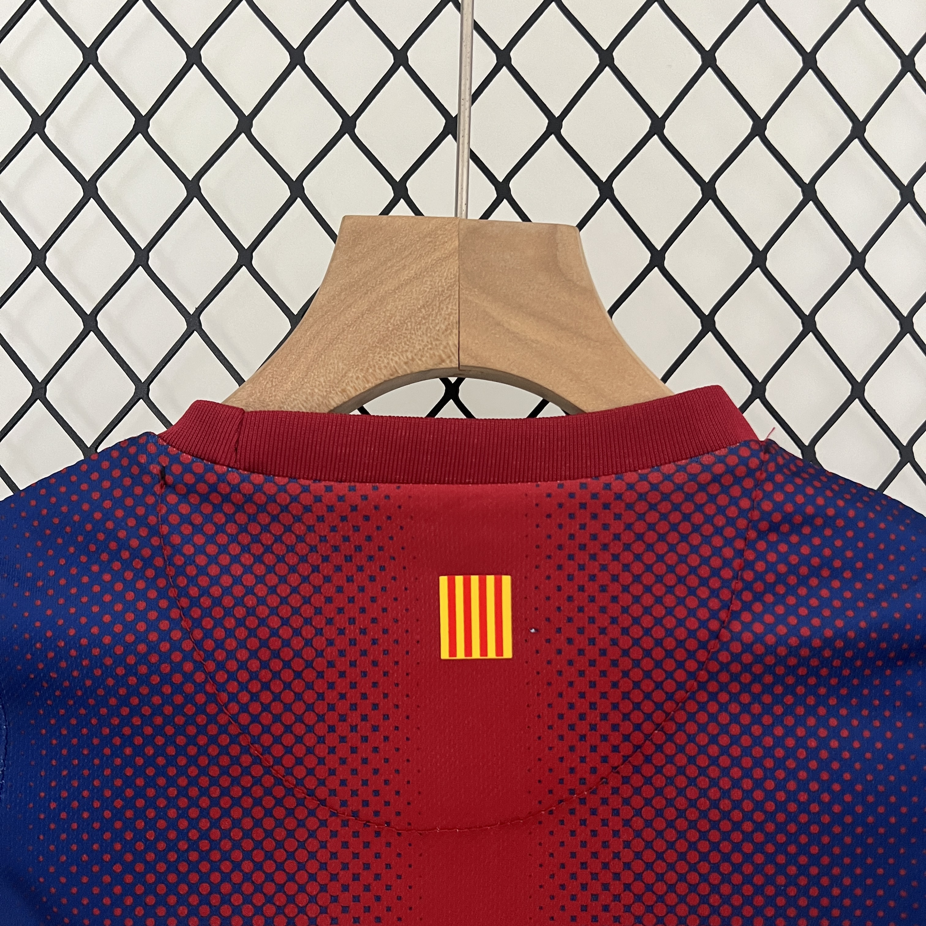 Retro 12-13 Barcelona Home Kids Kit/12-13巴萨主场童装