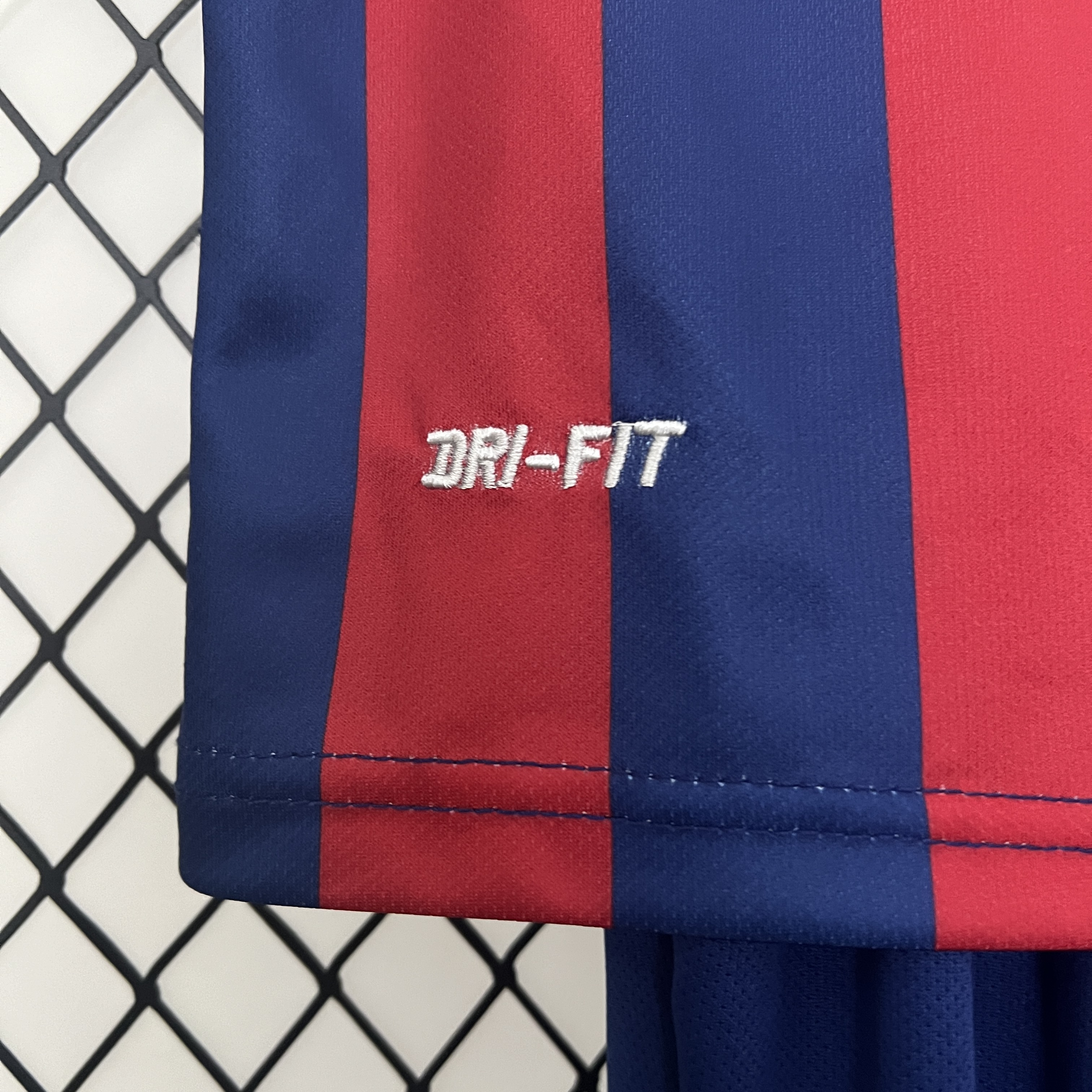 Retro 13-14 Barcelona Home Kids Kit/13-14巴萨主场童装