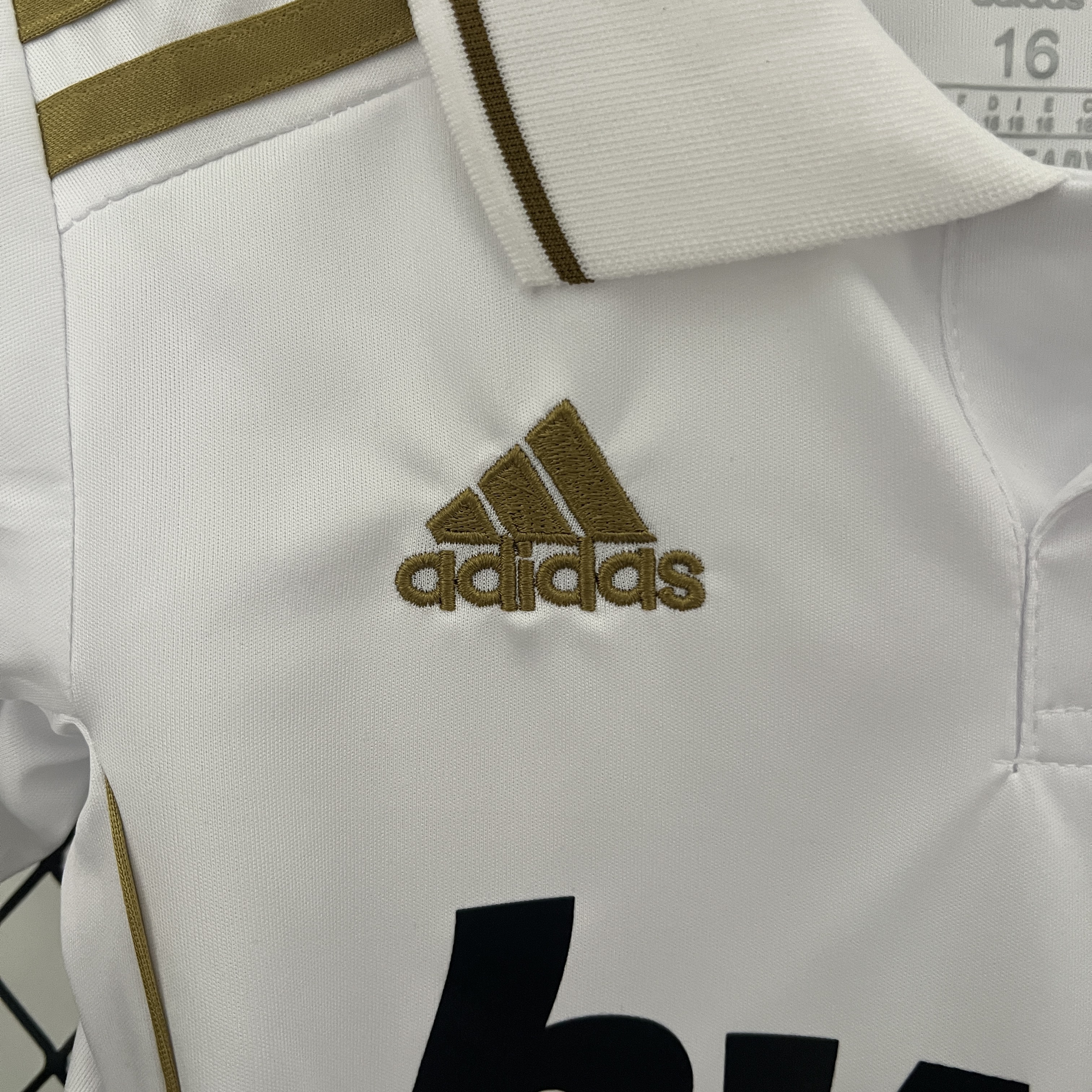 Retro 11-12 Real Madrid Home Kids Kit/11-12皇马主场童装