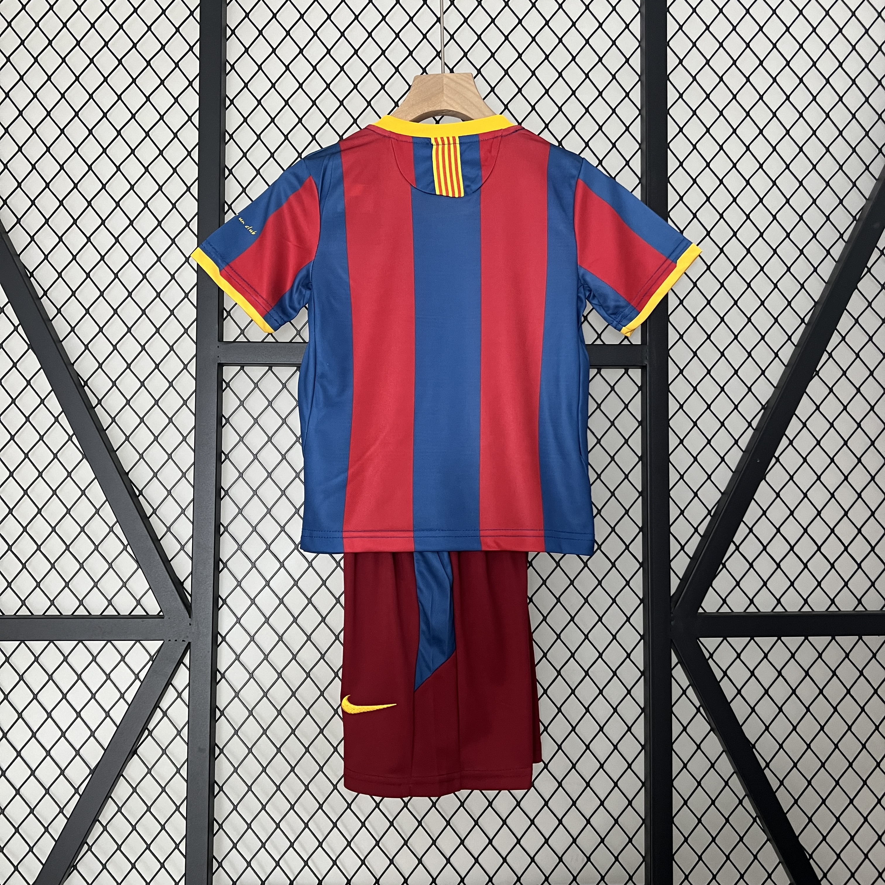Retro10-11 Barcelona Home Kids Kit/10-11巴萨主场童装