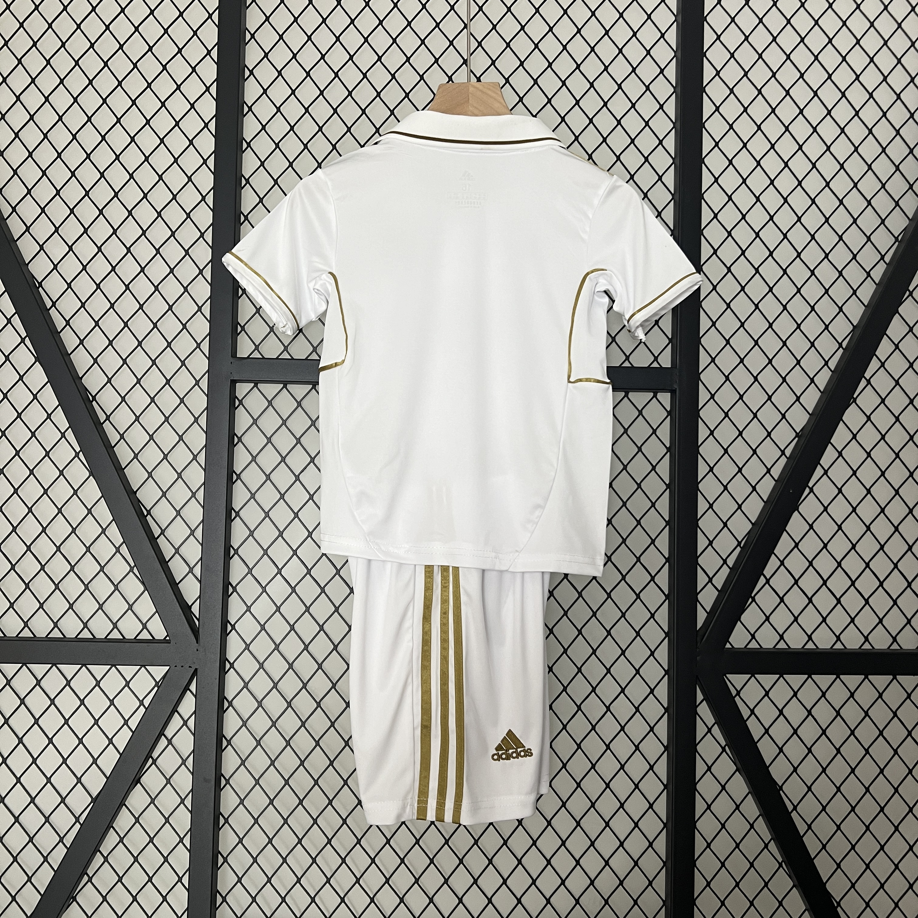 Retro 11-12 Real Madrid Home Kids Kit/11-12皇马主场童装