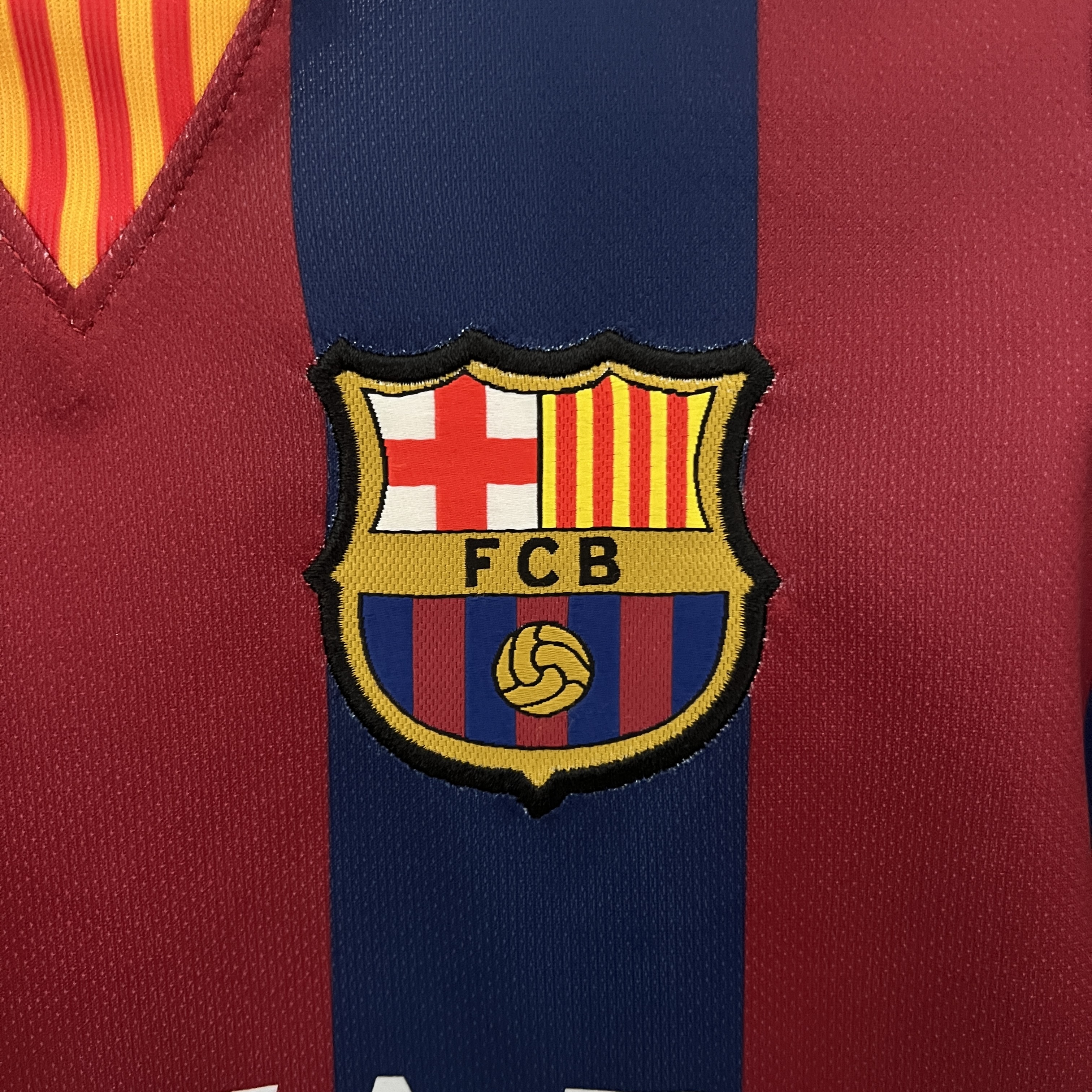 Retro 14-15 Barcelona Home Kids Kit/14-15巴萨主场童装