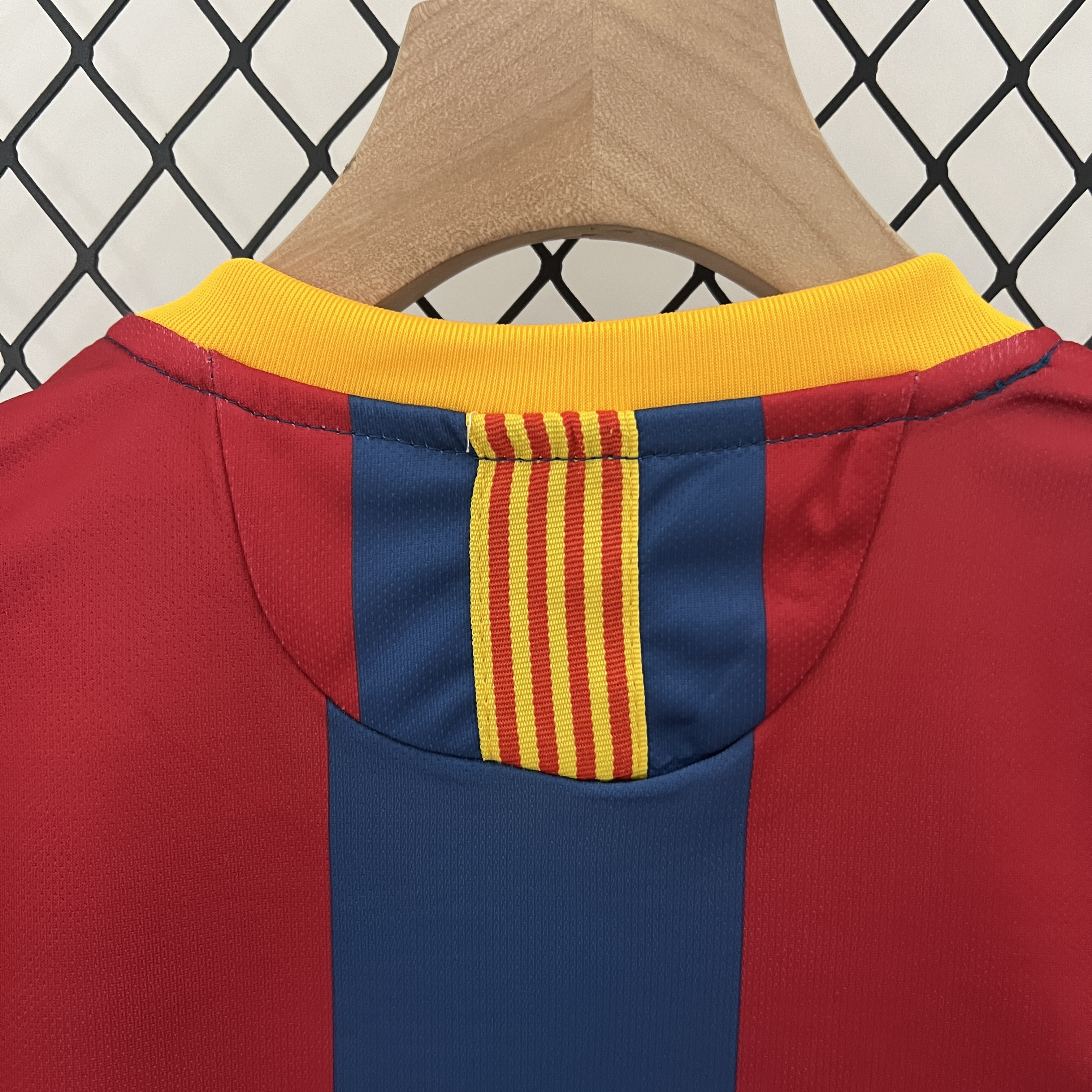 Retro10-11 Barcelona Home Kids Kit/10-11巴萨主场童装