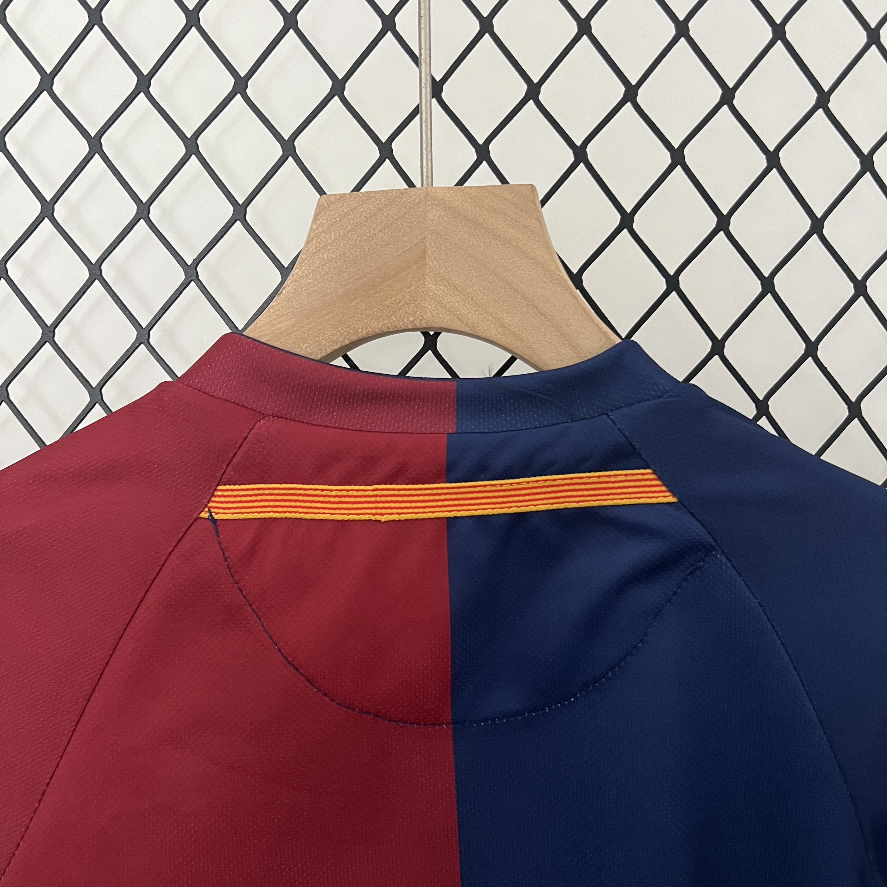 Retro 08-09 Barcelona Home Kids Kit/08-09巴萨主场童装