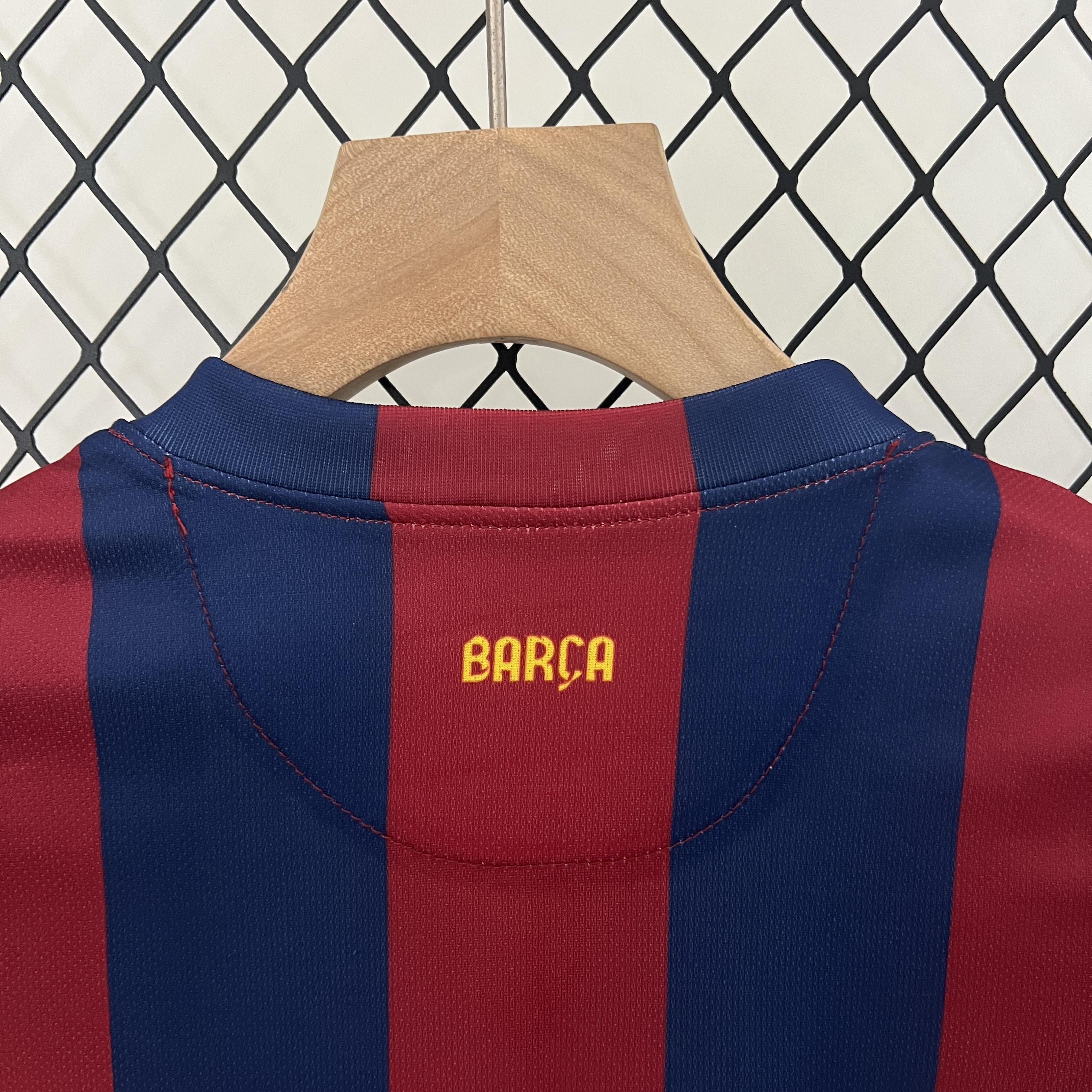Retro 14-15 Barcelona Home Kids Kit/14-15巴萨主场童装