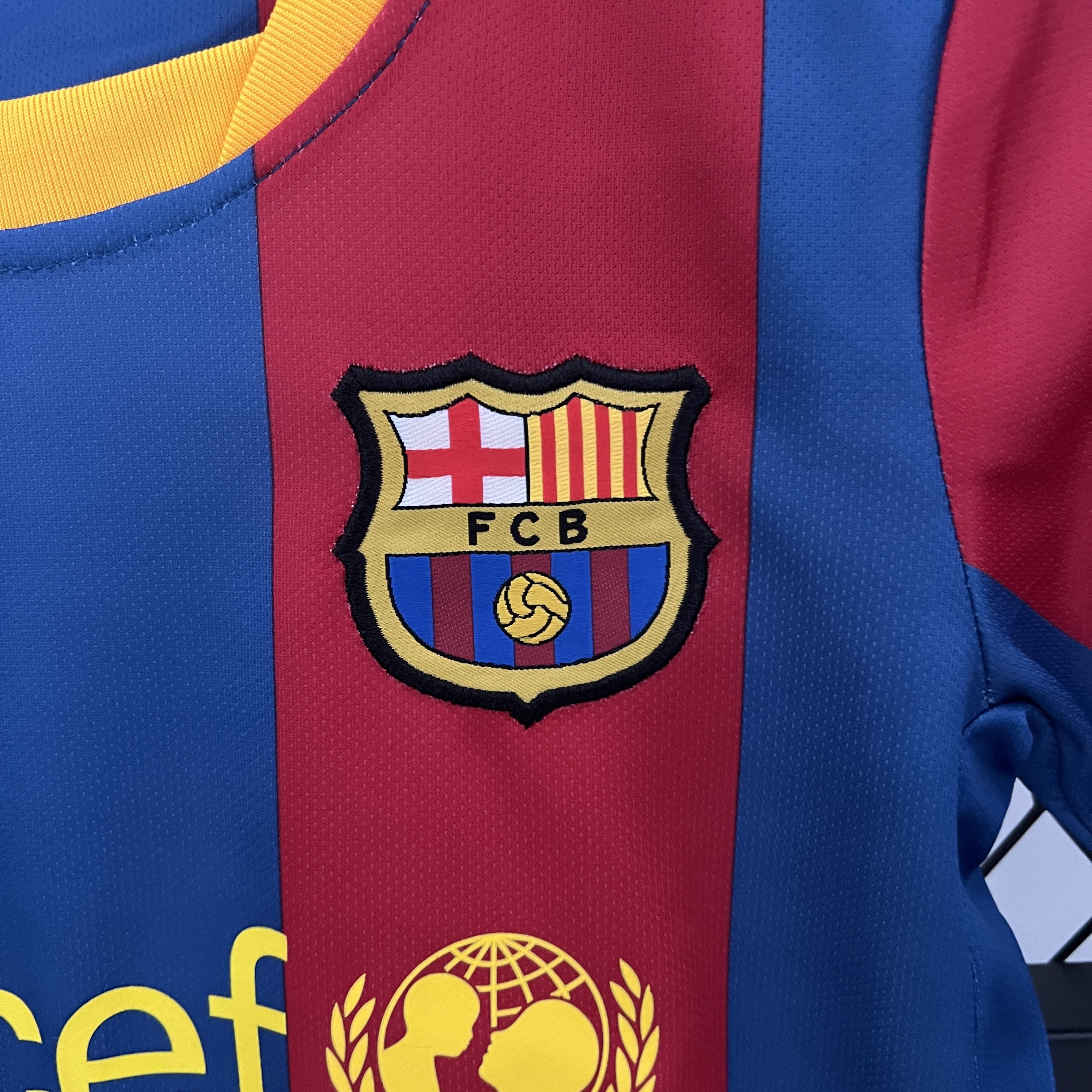 Retro10-11 Barcelona Home Kids Kit/10-11巴萨主场童装