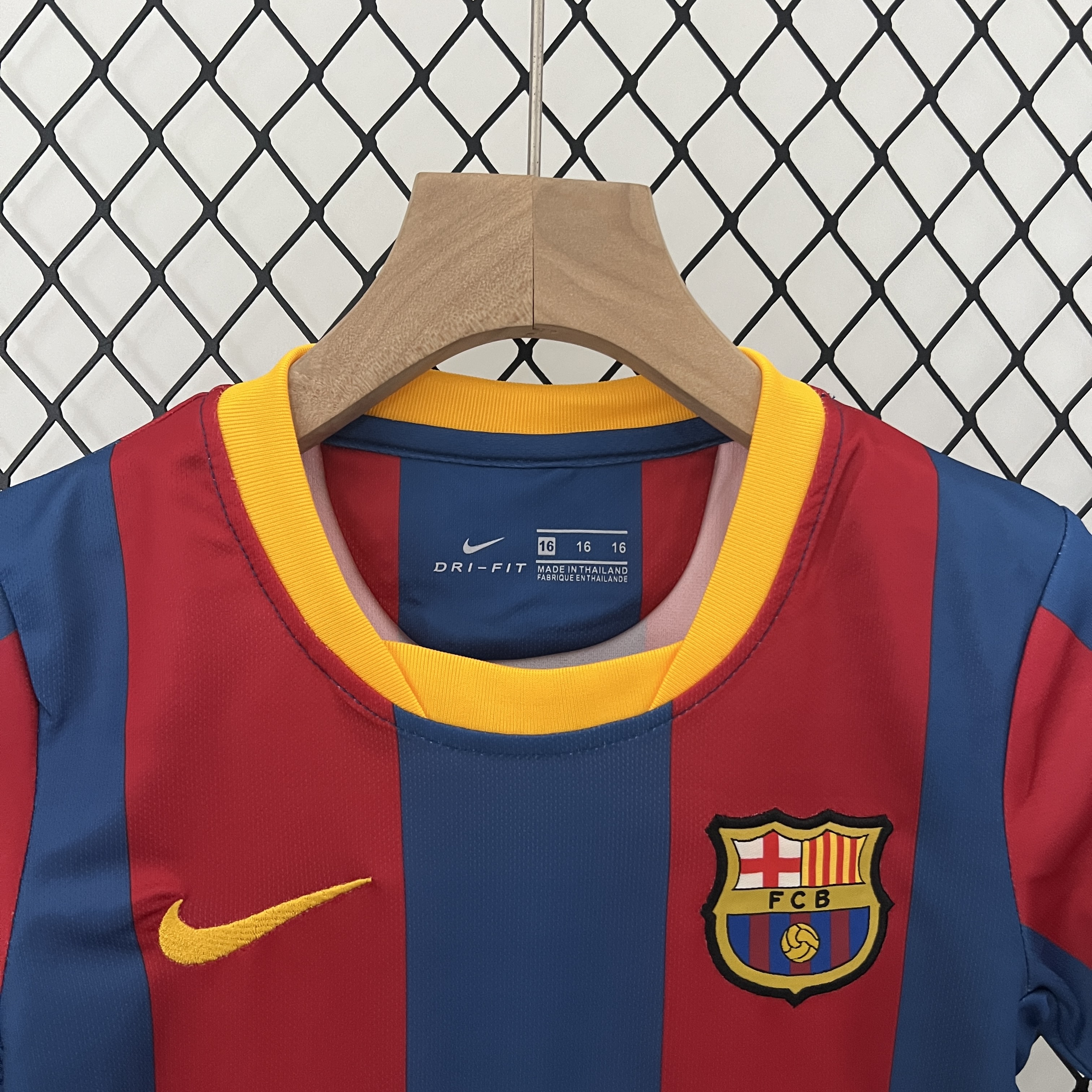 Retro10-11 Barcelona Home Kids Kit/10-11巴萨主场童装