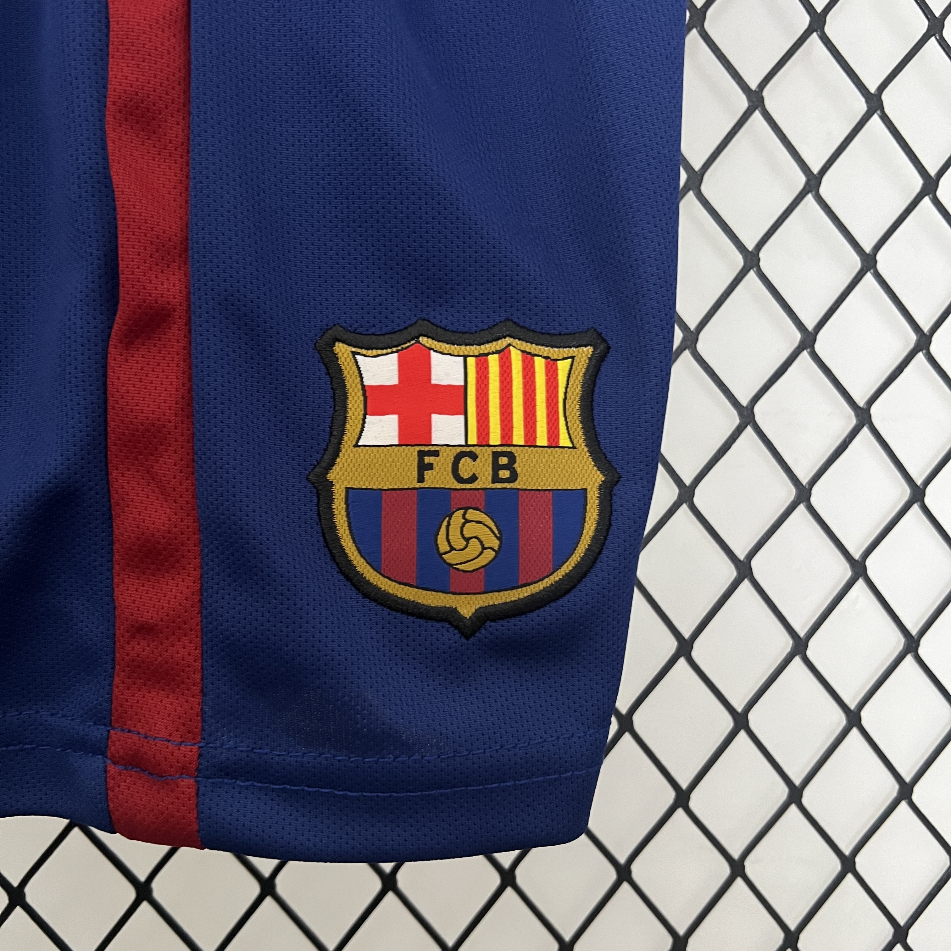 Retro 14-15 Barcelona Home Kids Kit/14-15巴萨主场童装
