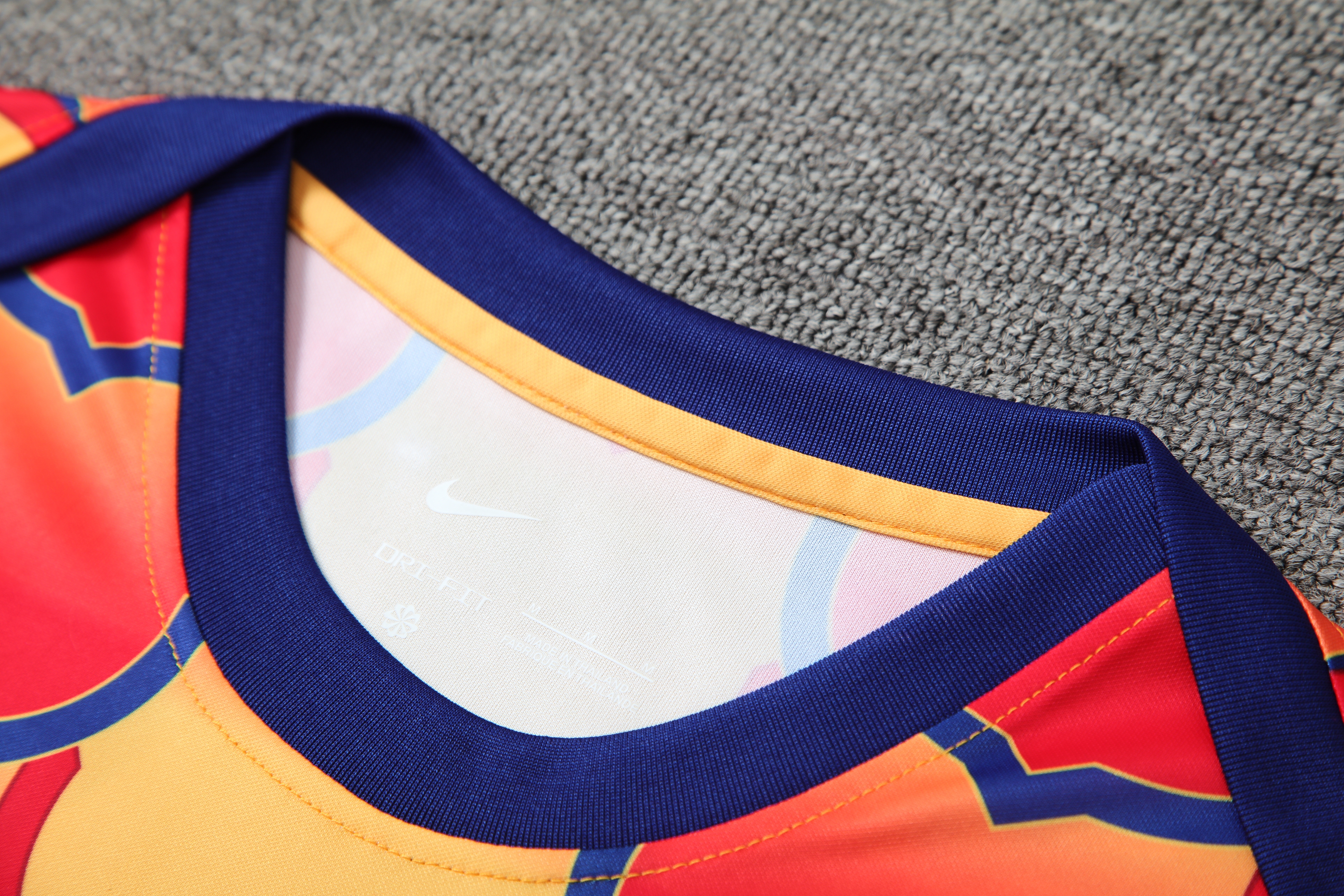24-25 Barcelona Training Short Sleeve Training Suit/24-25巴萨短袖训练服