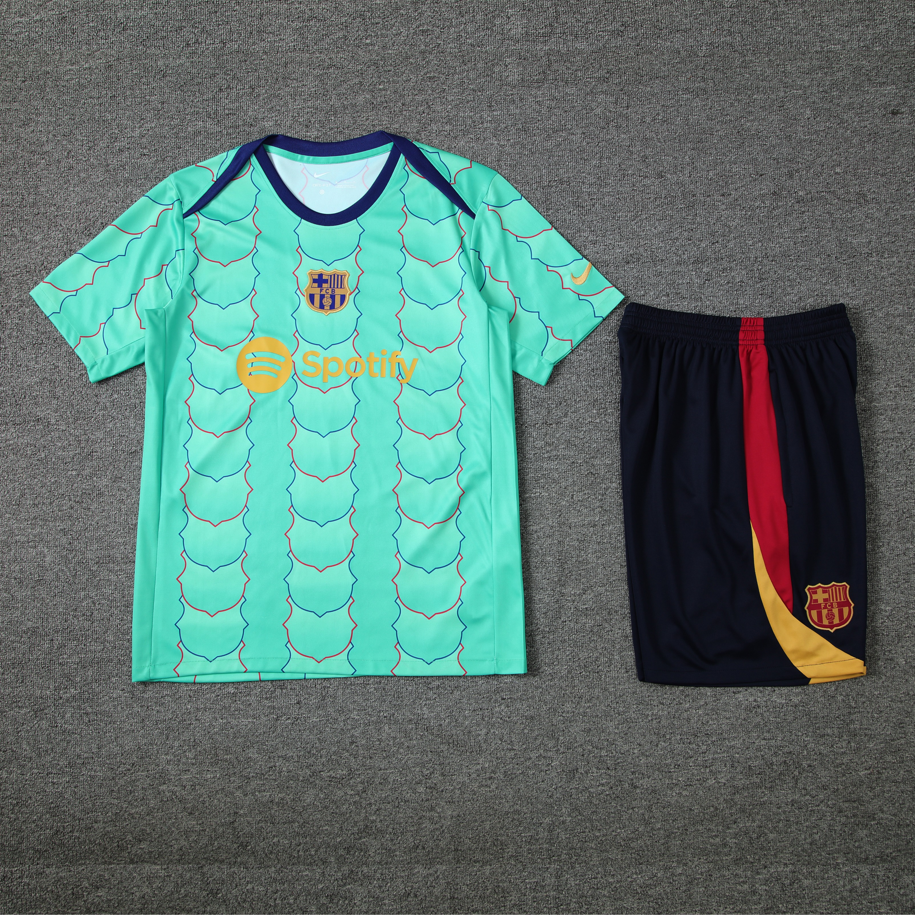 24-25 Barcelona Training Short Sleeve Training Suit/24-25巴萨短袖训练服