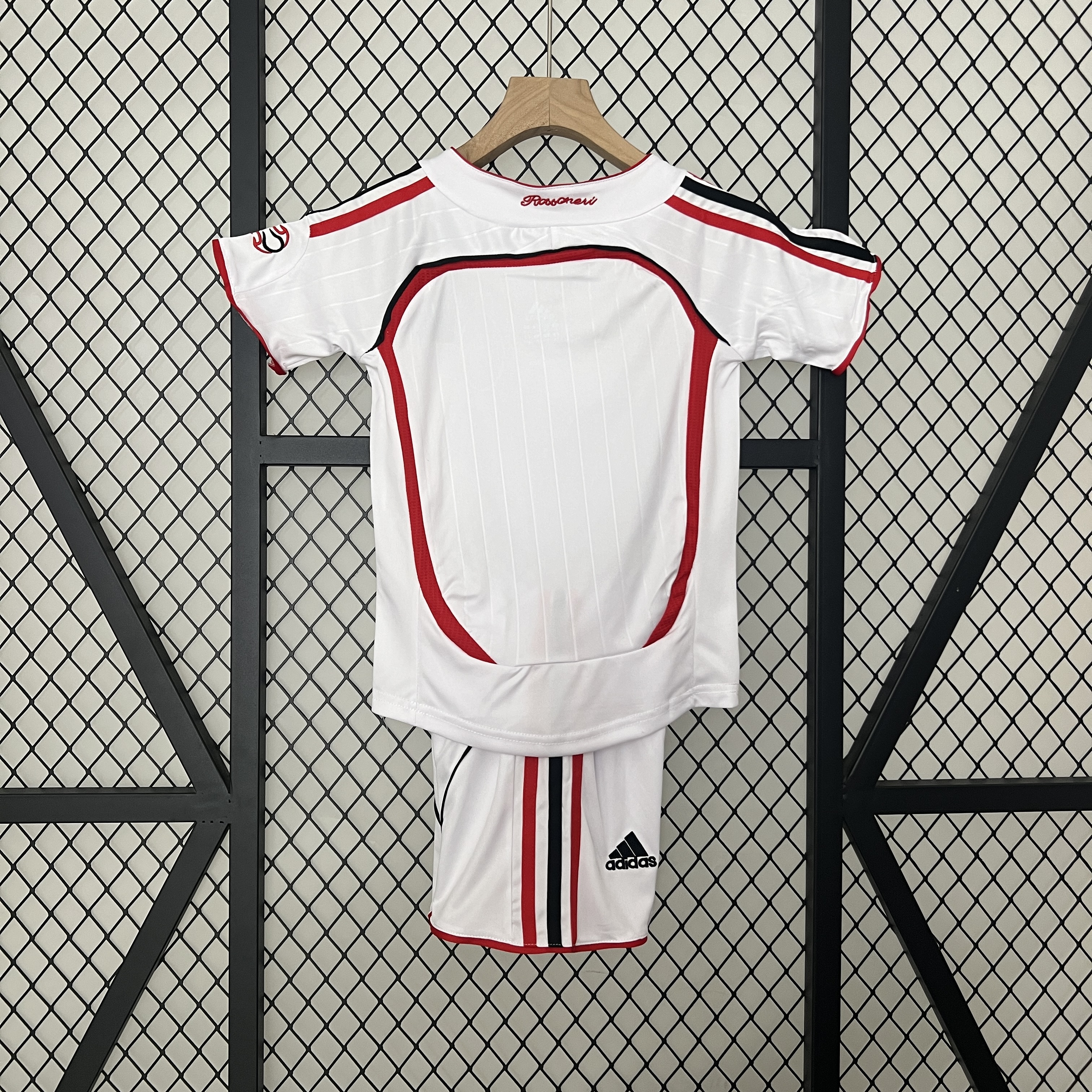 Retro 06-07 AC Milan Away Champions Leagu Kids Kit/ 06-07AC米兰客场欧冠版童装
