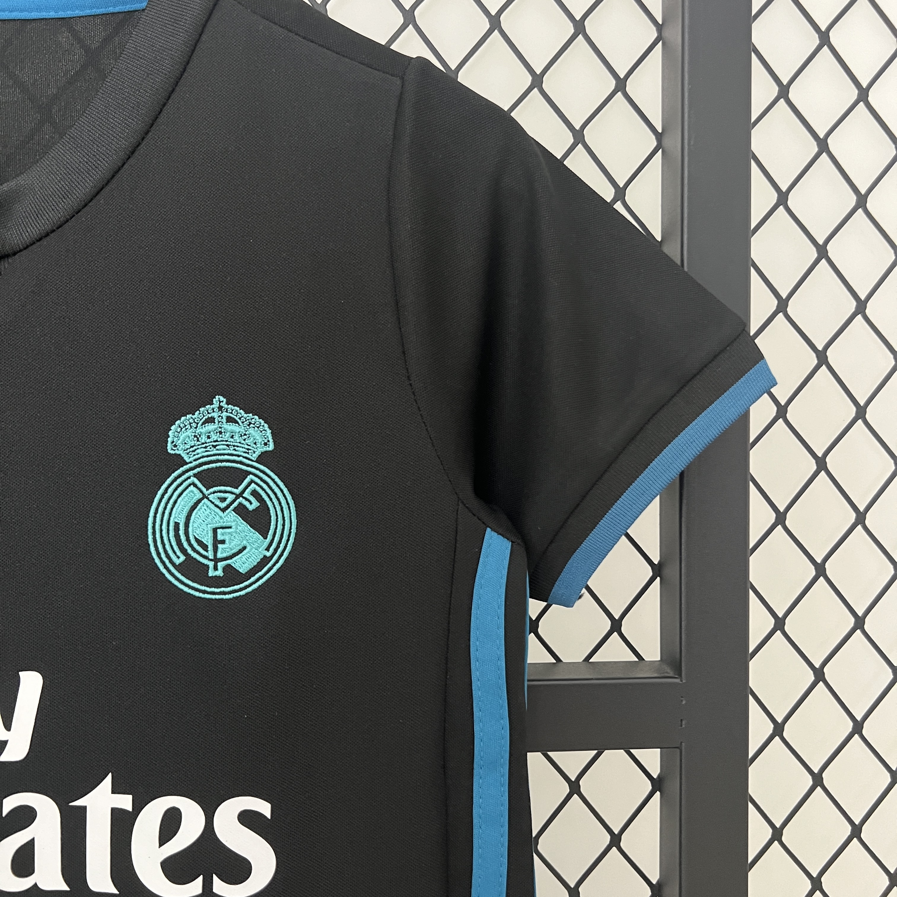 Retro17-18 Real Madrid Away Kids Kit/17-18皇马客场童装