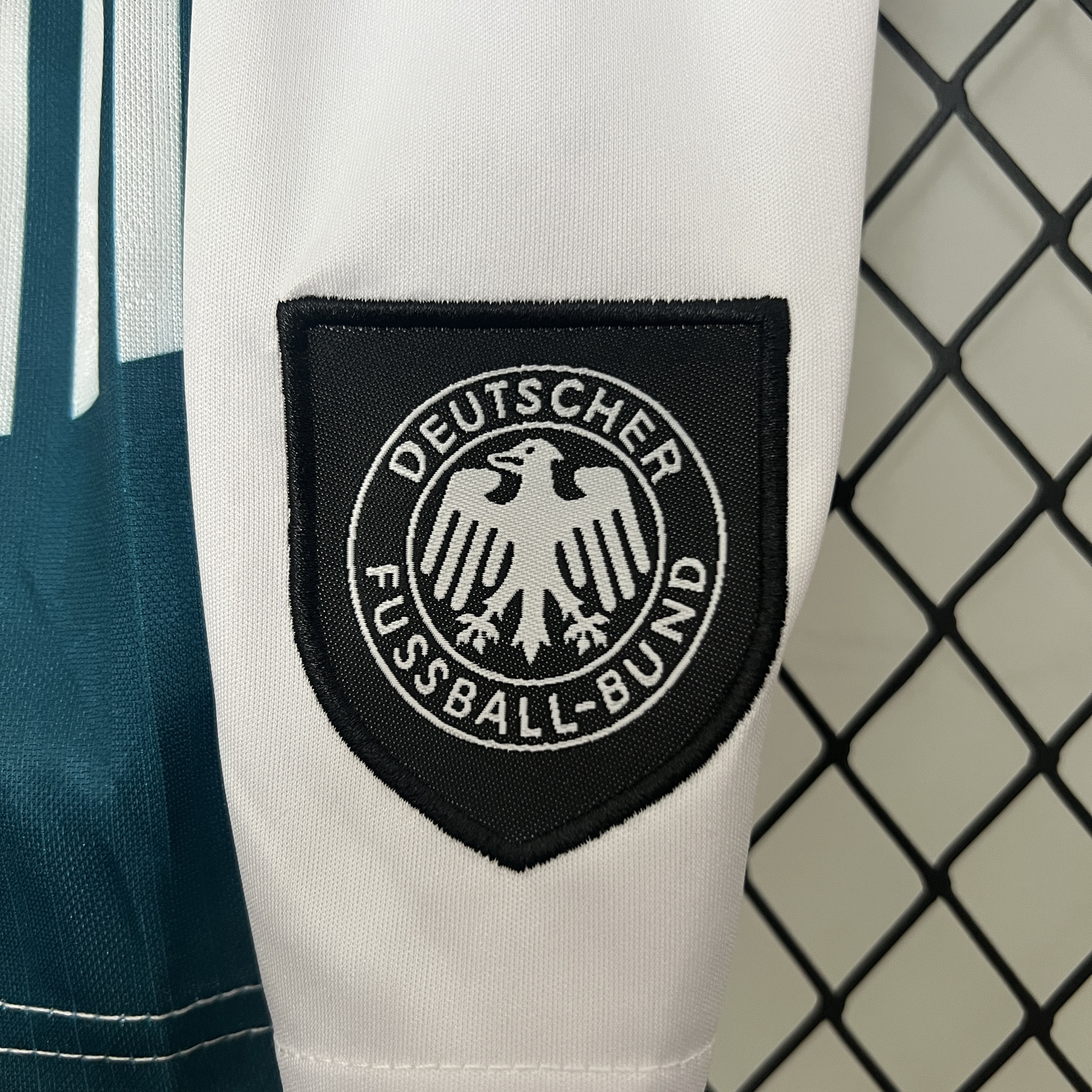 Retro 1996 Germany Away Kids Kit/ 1996德国客场童装