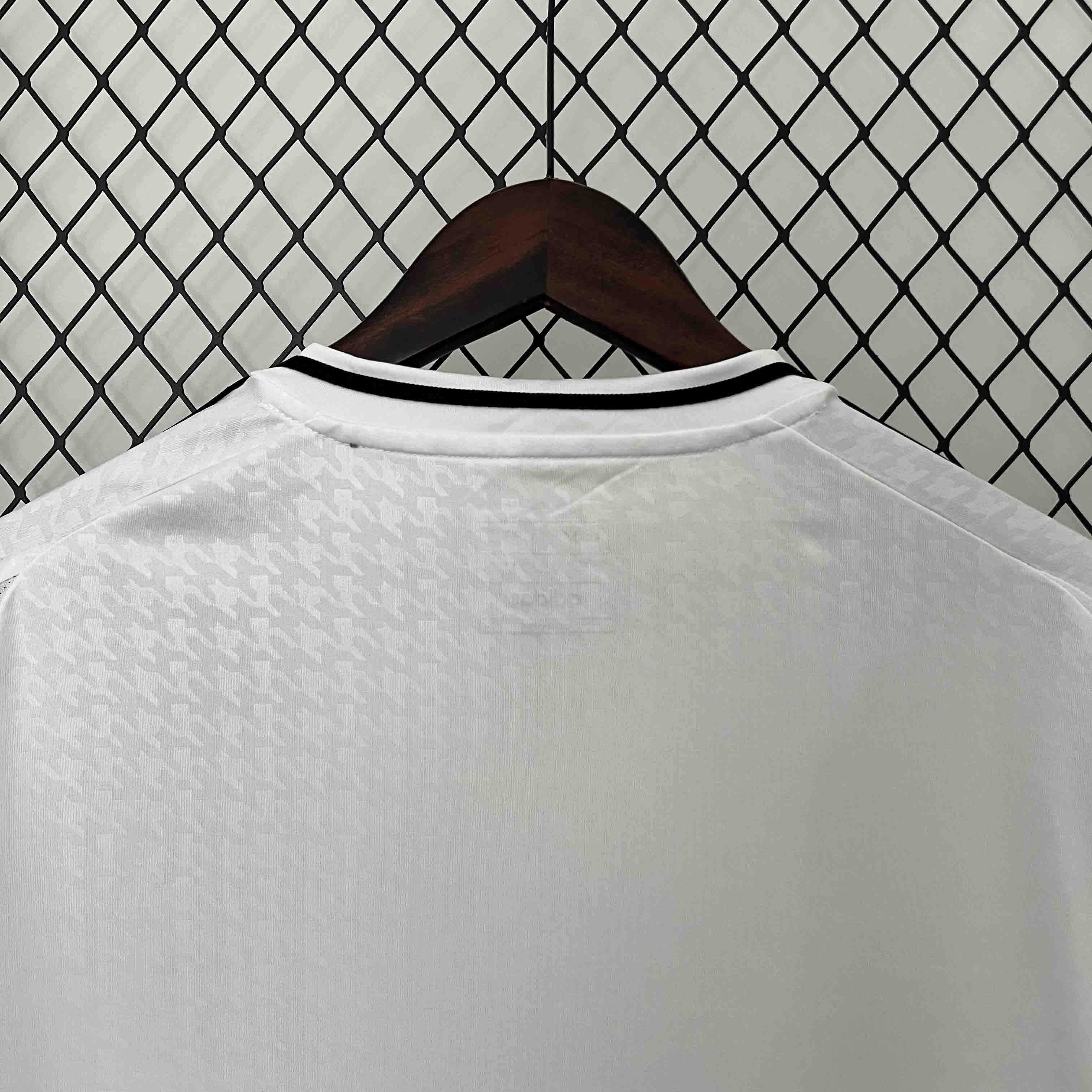 24-25 Real Madrid Home Fans Jersey/ 24-25皇马主场球迷版