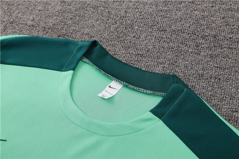 24-25 Tottenham Hotspur Short Sleeve Training Suit/24-25热刺绿色短袖训练服