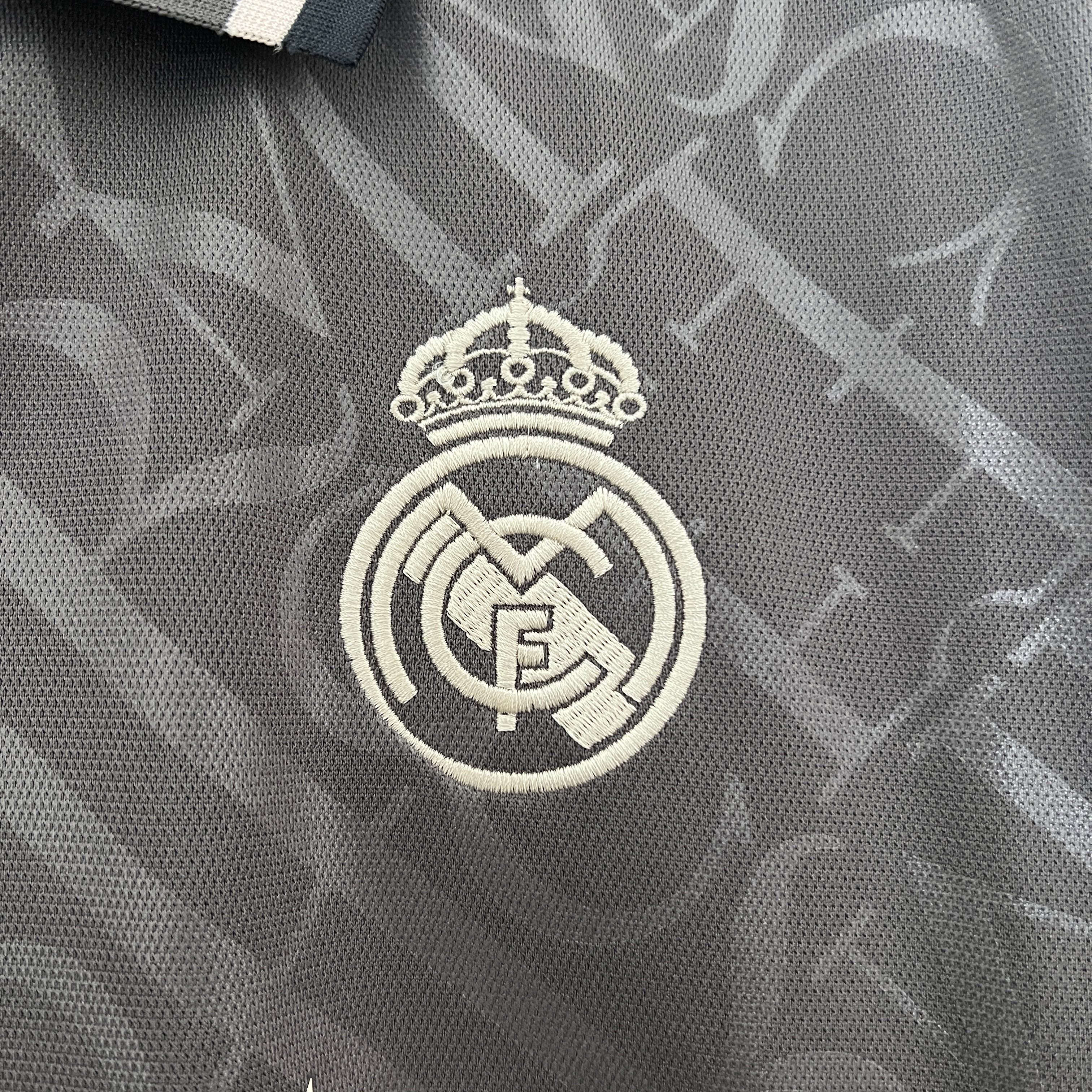 24-25 Real Madrid Third Fans Jersey/ 24-25 皇马第二客场球迷版