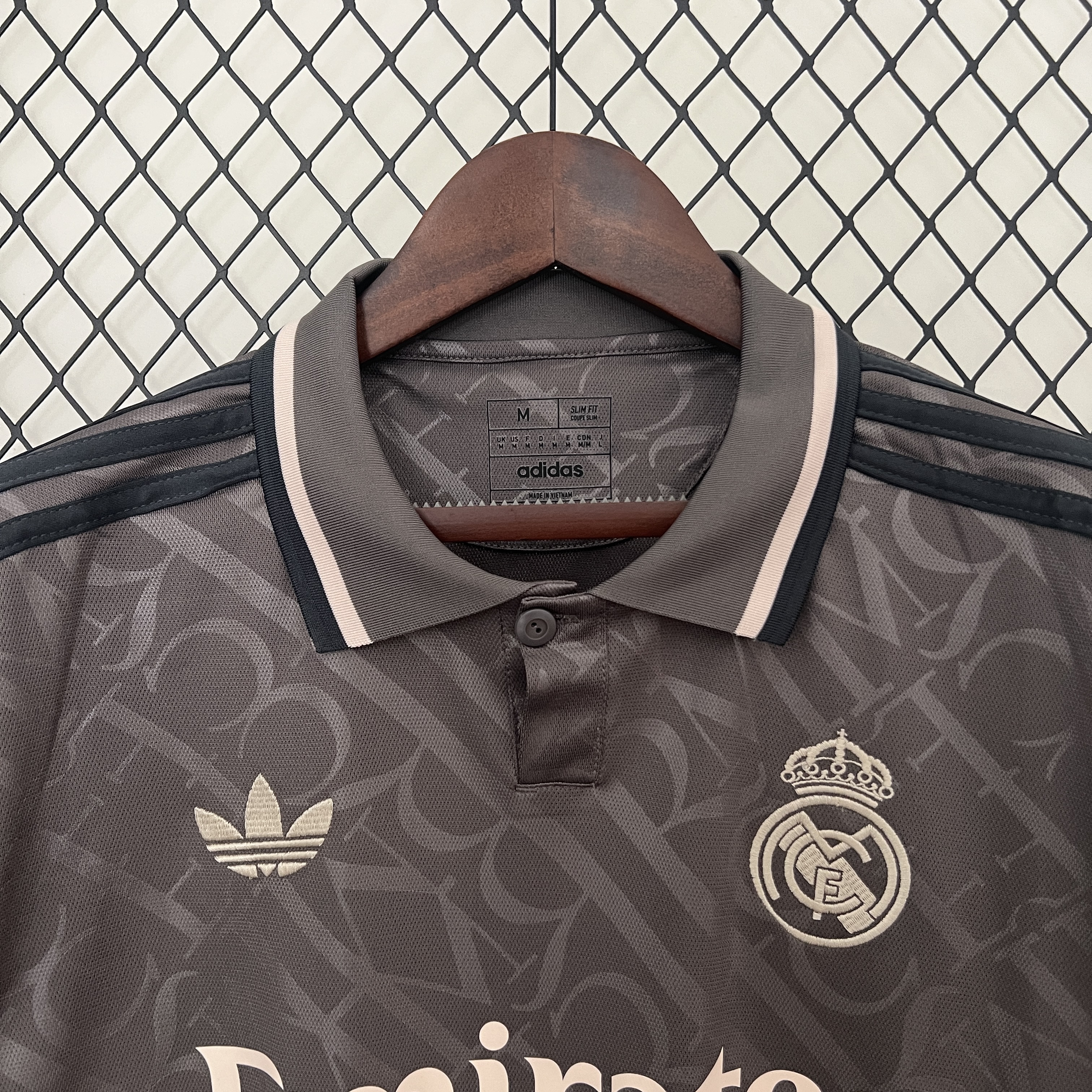 24-25 Real Madrid Third Fans Jersey/ 24-25 皇马第二客场球迷版