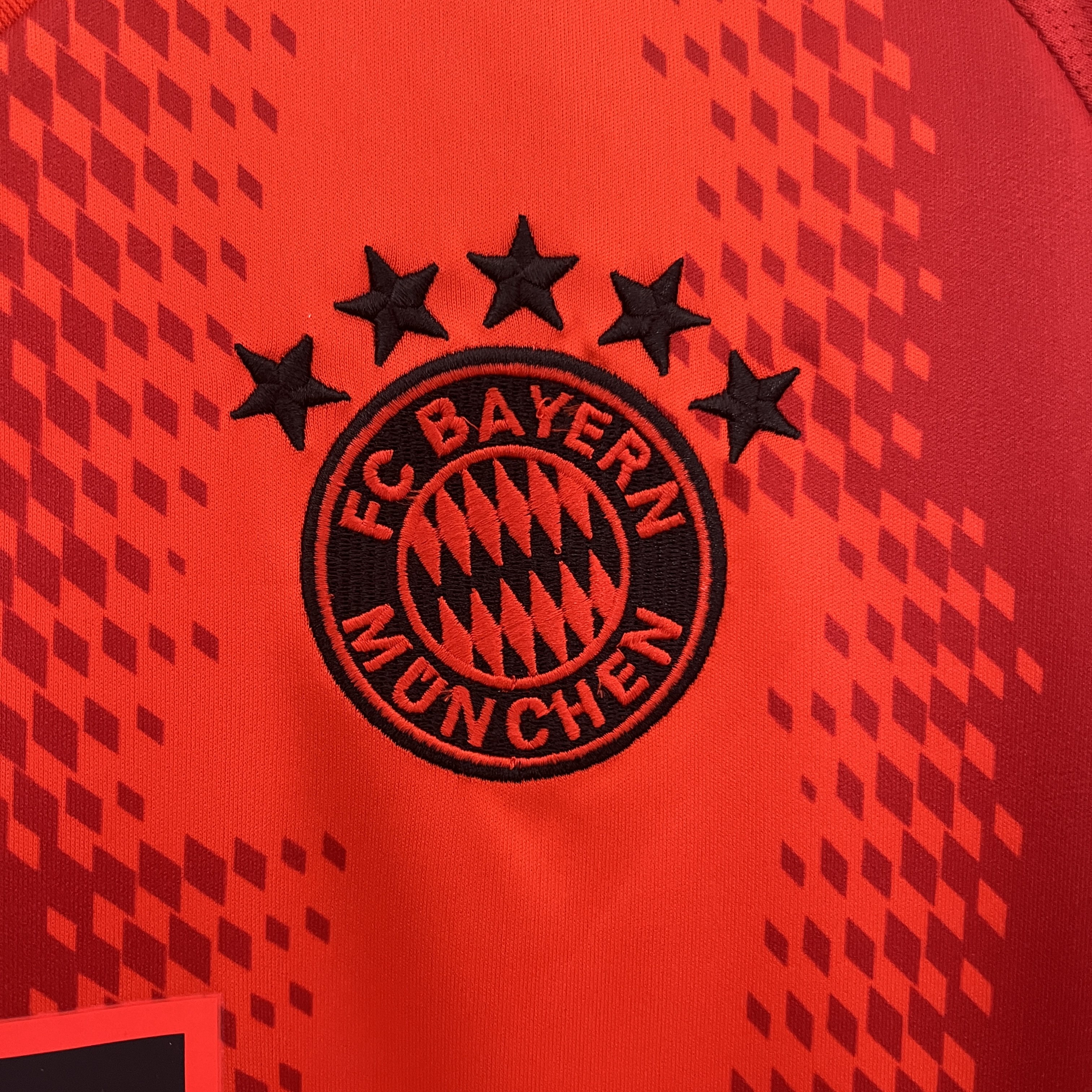 24-25 Bayern Munich Home Fans Jersey/ 24-25 拜仁主场球迷版