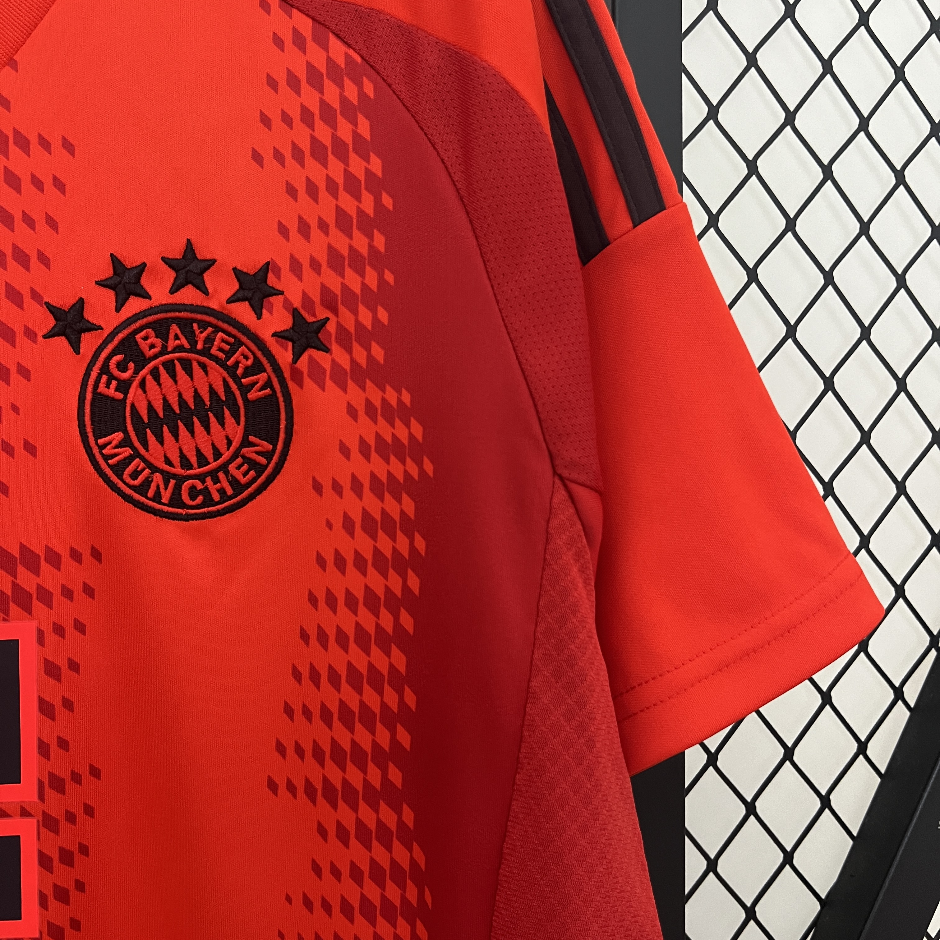24-25 Bayern Munich Home Fans Jersey/ 24-25 拜仁主场球迷版