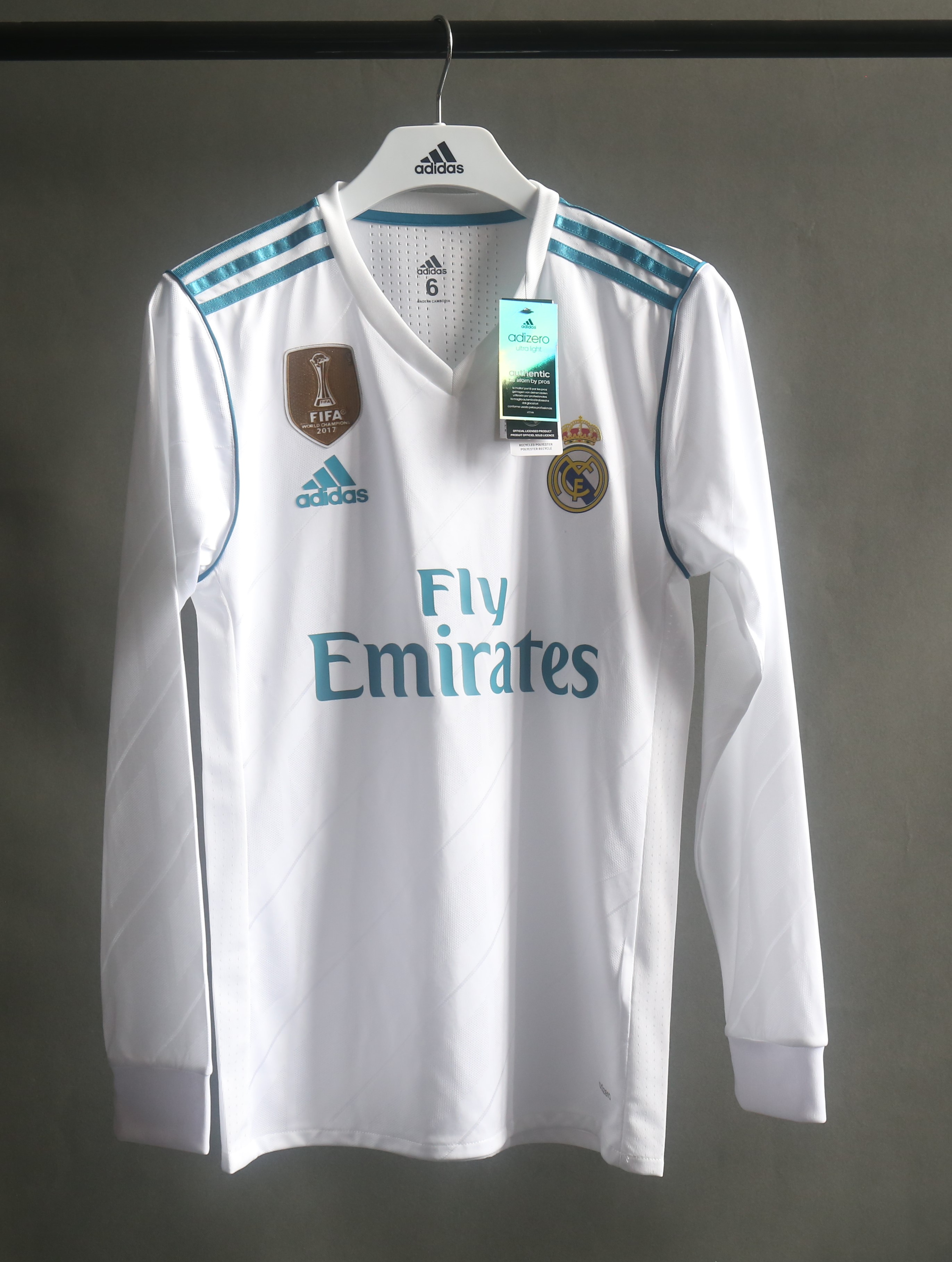 17-18 Real Madrid Home Player Long Sleeve Retro Jersey/ 17-18 皇马主场复古球员长袖