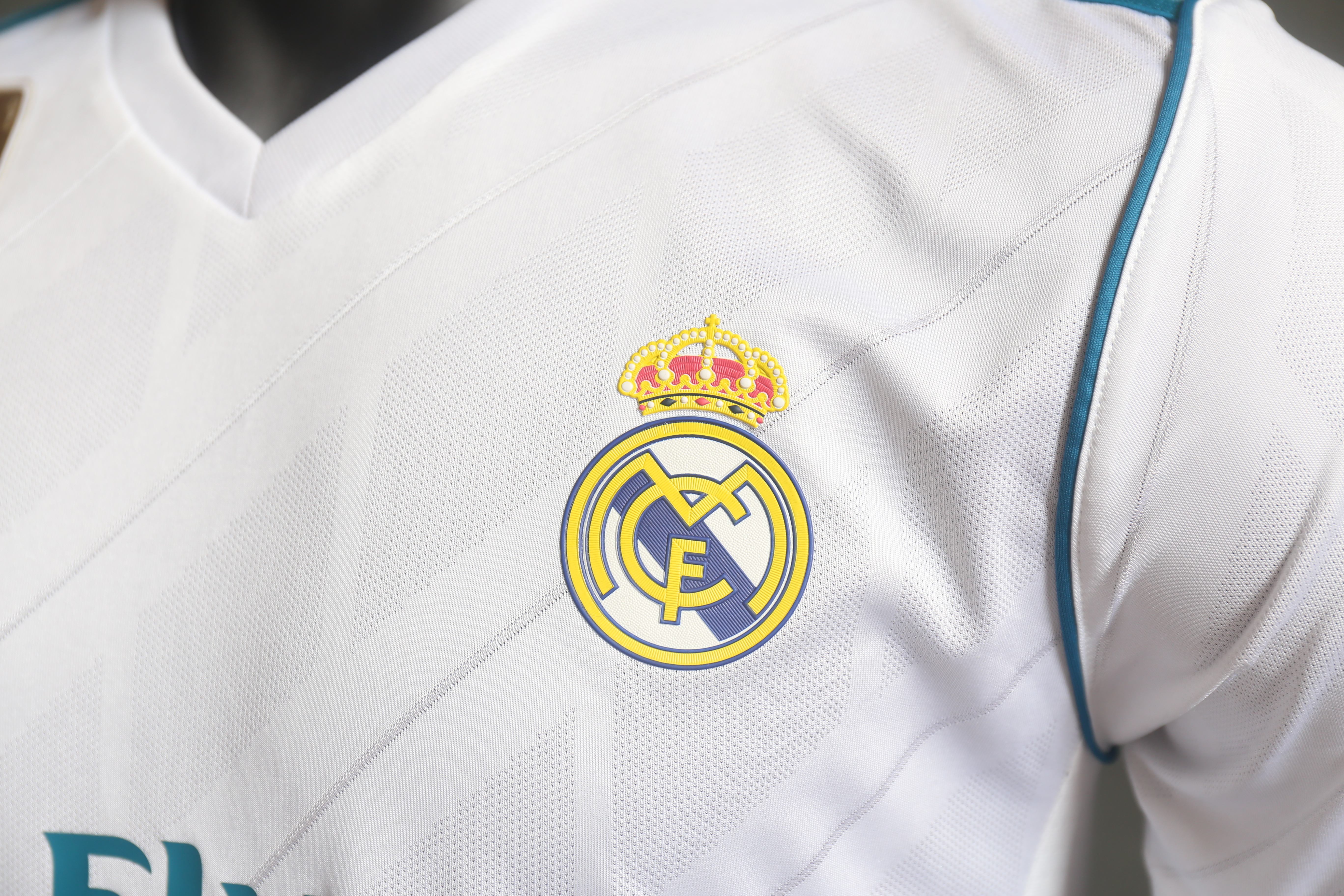 17-18 Real Madrid Home Player Retro Jersey/ 17-18 皇马主场复古球员