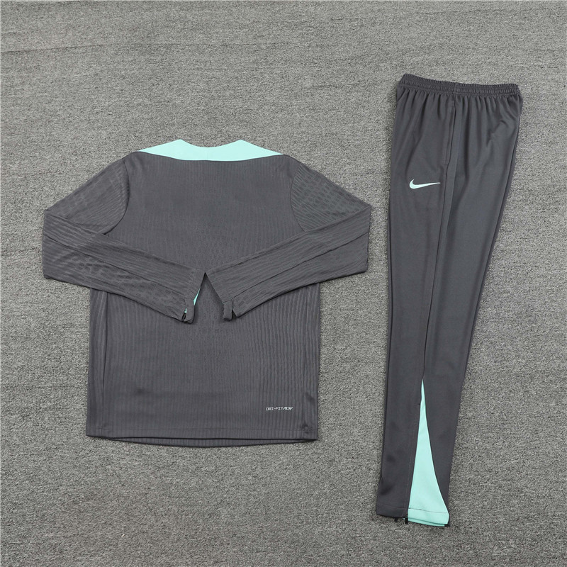 24-25 PSG Gray Player Training Suit/ 24-25 PSG 灰色球员训练服