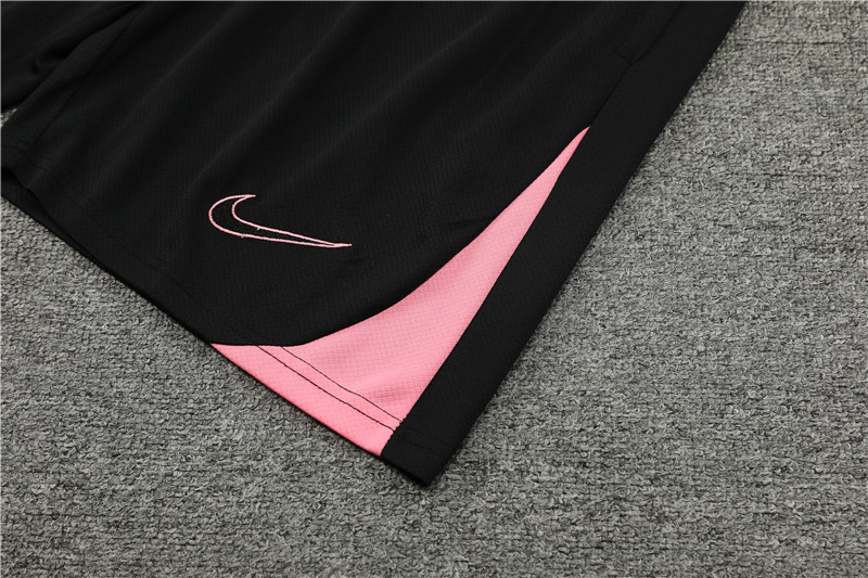 24-25 PSG Black and Pink Short Sleeve Training Suit/ 24-25 PSG 黑粉短袖训练服
